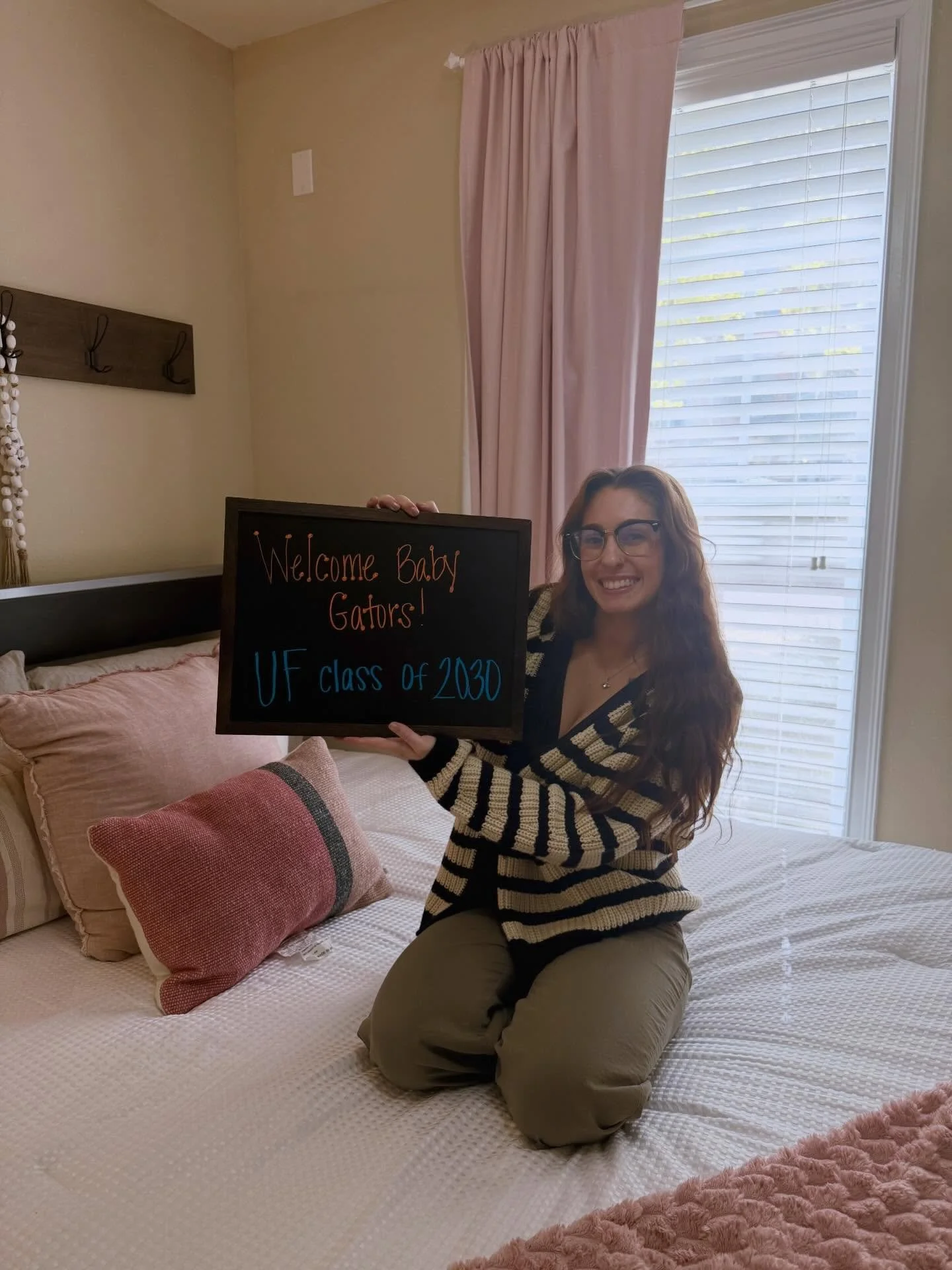WELCOME BABY GATORS!🐊 

Your Gainesville journey starts now, and we&rsquo;d love to welcome you home!💙🧡 

#classof2030 #UFacceptance #UFhousing #walkingdistance