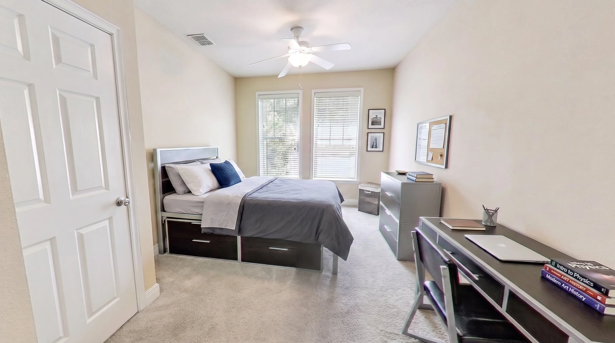 Lyons Corner Bedroom2.jpg