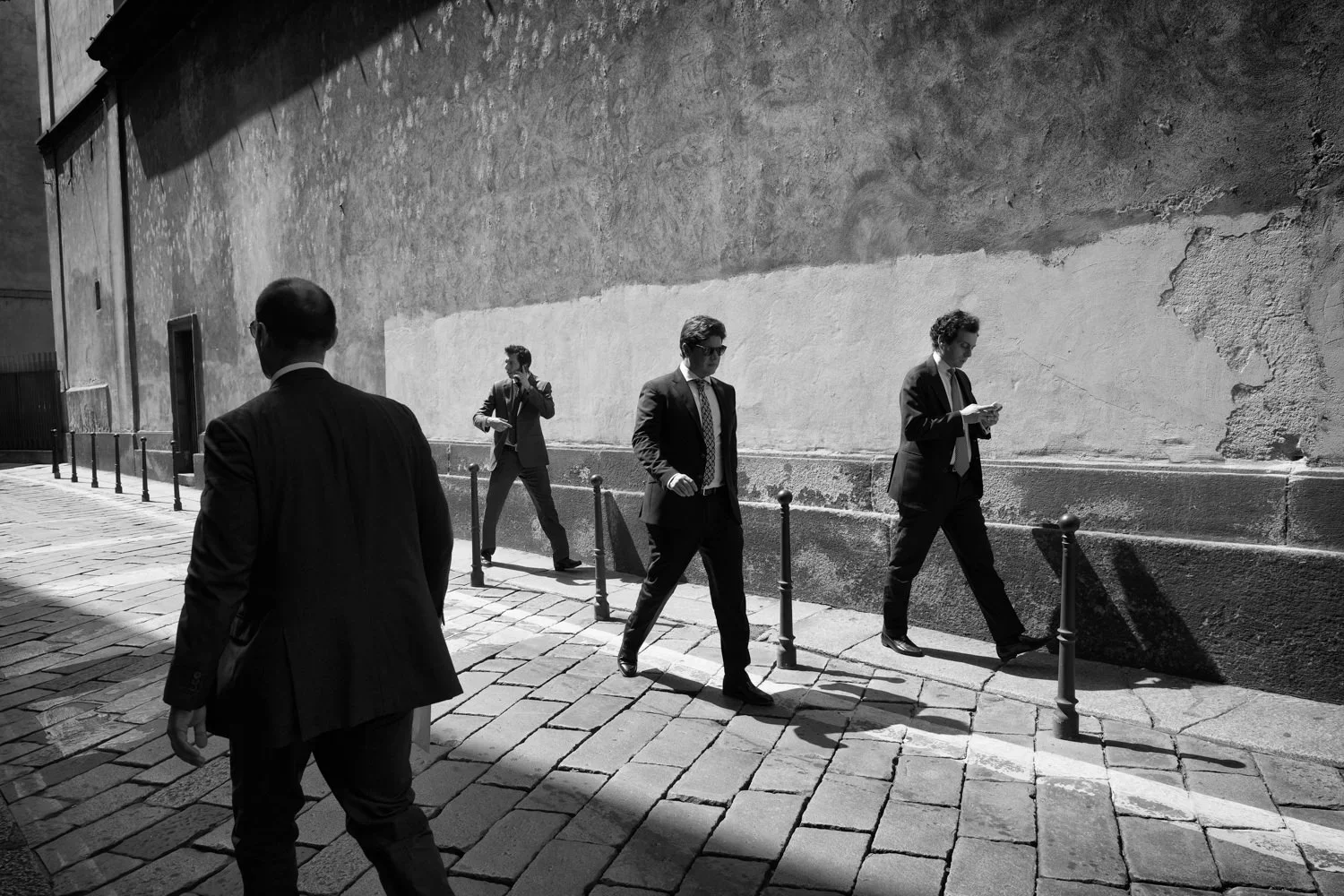 street-photography-leica-q-milano-2015-0014.webp