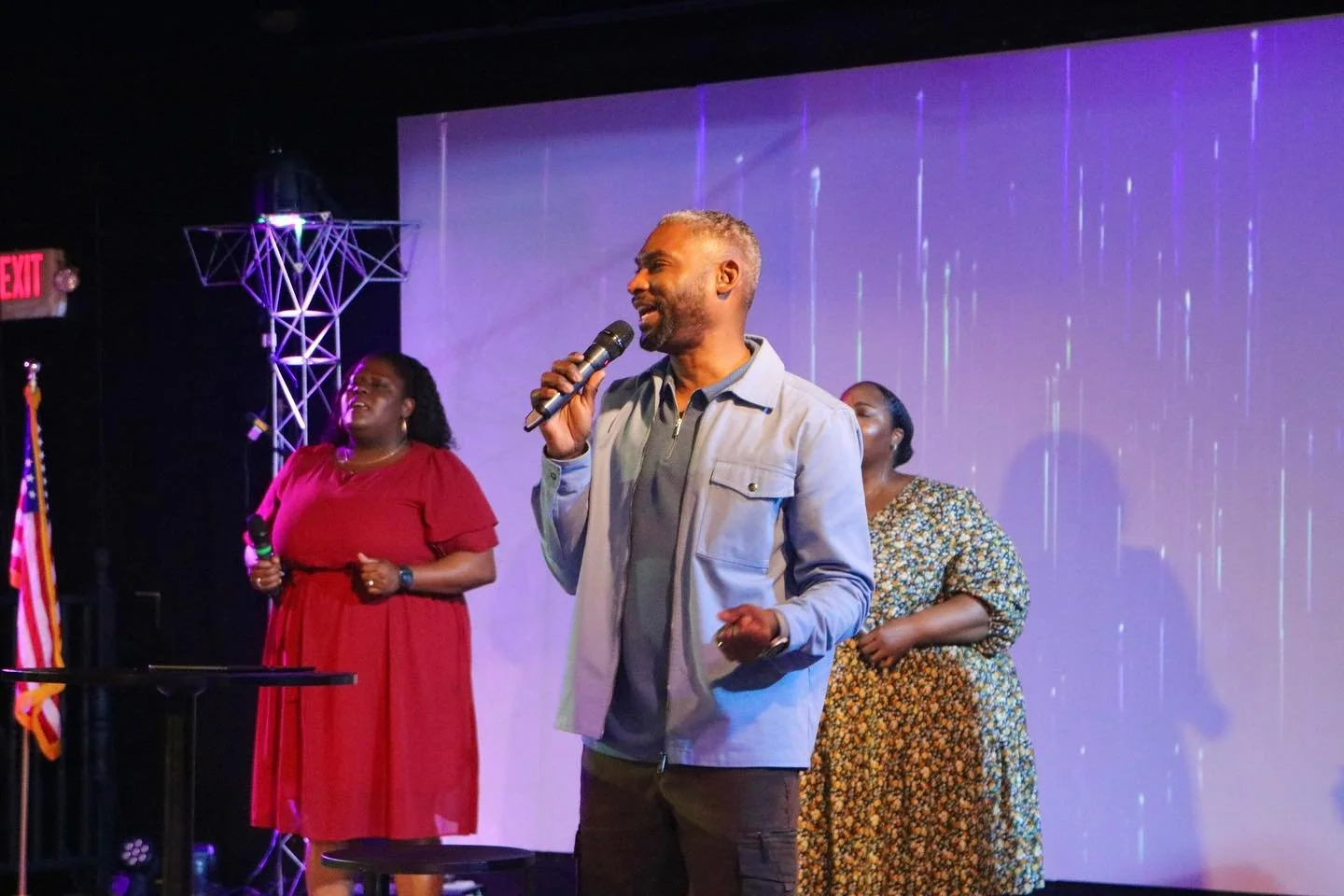 Good morning, church family! 🙌🏽 It&rsquo;s time to praise the Lord, together! We welcome you and your loved ones to join us for service today at 10:30am.

Plus&mdash;it&rsquo;s Promotion Sunday! 🎓 Let&rsquo;s celebrate and cheer on our amazing gra