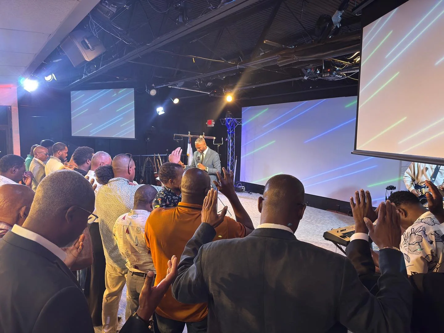 Happy Father&rsquo;s Day to all the amazing dads and father figures around the world! We&rsquo;re so grateful for your love, wisdom, and leadership. 💙 

We had a great time honoring you with breakfast, the Word, and serving you! #FathersDay