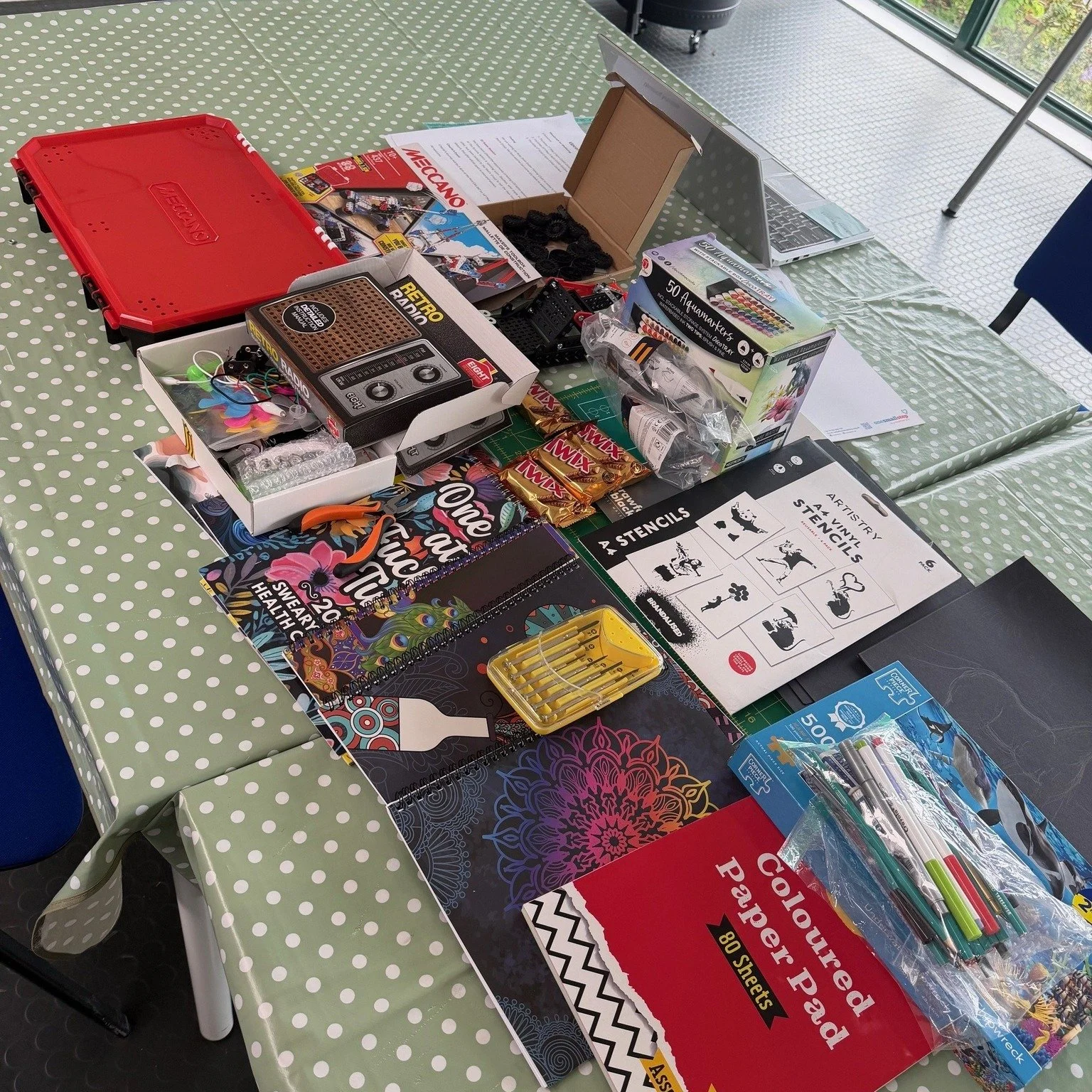 ✨CoLab Men's Group✨

Our Men&rsquo;s Group runs every Tuesday from 2&ndash;4pm here at Colab in the atrium. 

It&rsquo;s a space to step away from the day-to-day, connect with others, and take a bit of time for yourself.

Activities can include talki