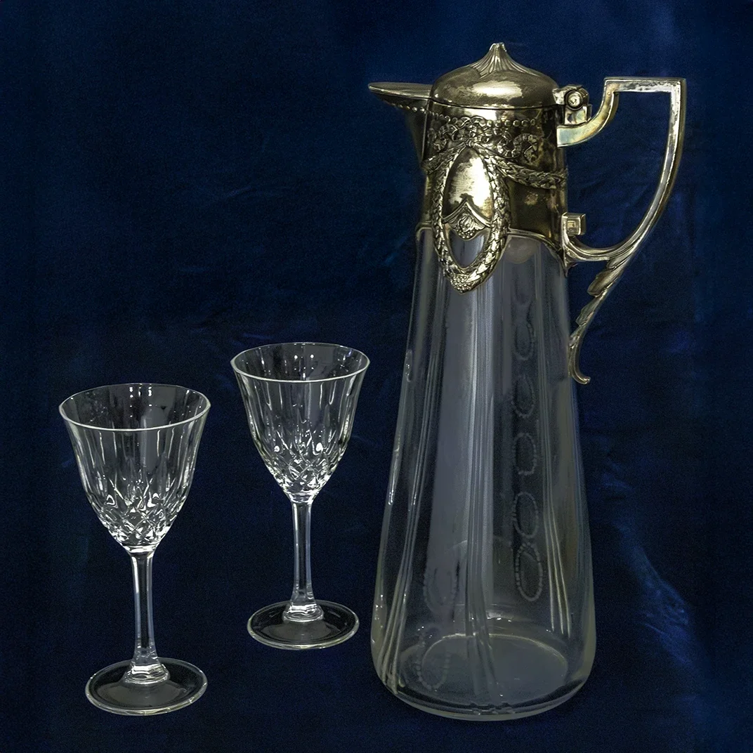 Vintagekarahvi JuhlaToppilan astiavuokrauksessa