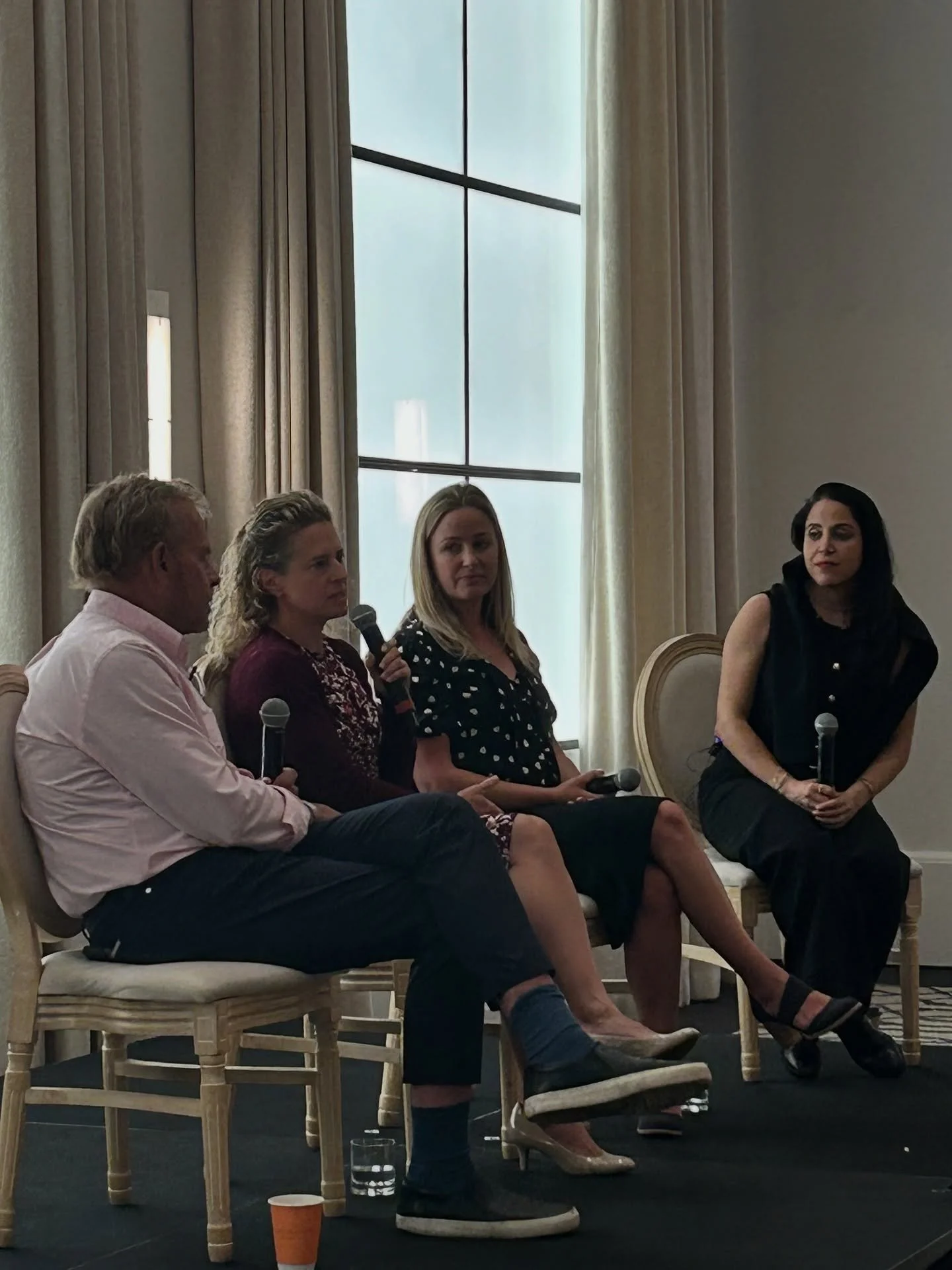 SCRC Co-Founder Dr Mark Surrey and Reproductive Endocrinologist Dr Diana Chanvin with Stephanie Cortner, DAcCHM

Assessing Fertility: Insights from Eastern and Western Medicine Panel at Build Your Fertility 2025

@scrcivf 
@drmarksurrey 
@chavkinfert