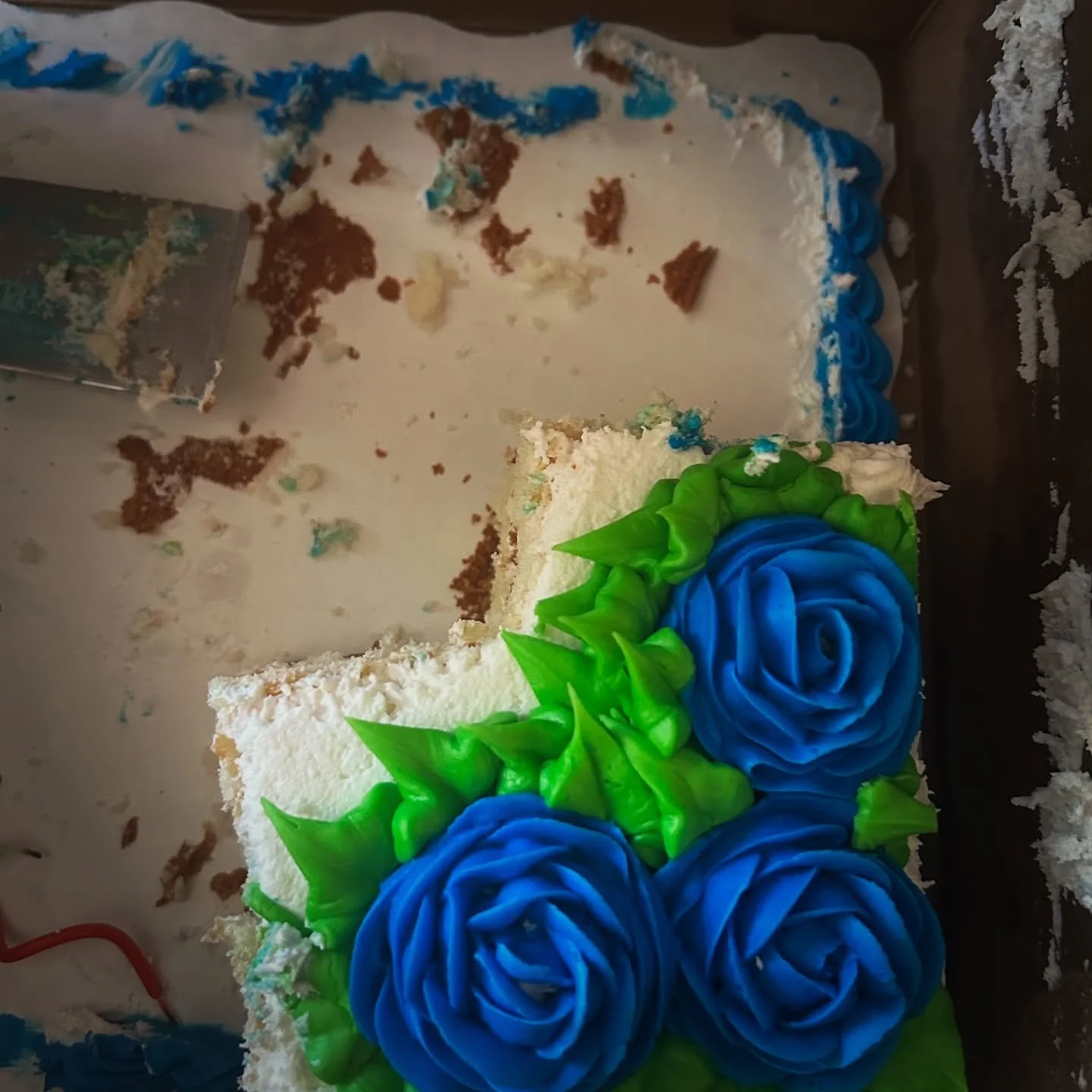 If you didn&rsquo;t have leftover birthday cake with your coffee this morning what are you even doing?!? 

Thank you all for the birthday wishes! I spend the weekend celebrating with friends and family and eating all the Halloween candy and cake 🎂 
