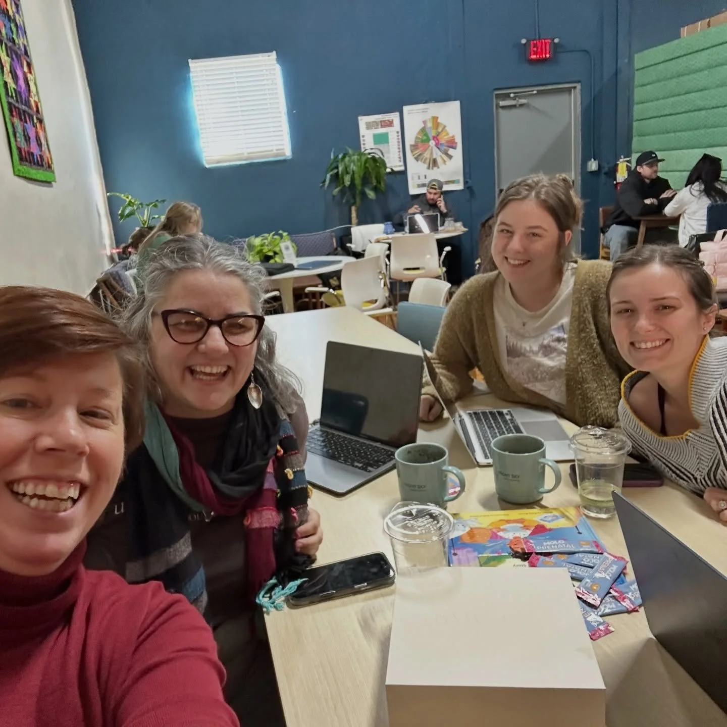 Had such a fun time crashing the Peach State doula meetup this morning at Night Sky coffee 🤩 
@dotingdoulabirth 
@peachstatebirthcoalition 
@sydney_beth99 
@carnold90 
@nightskycoffee