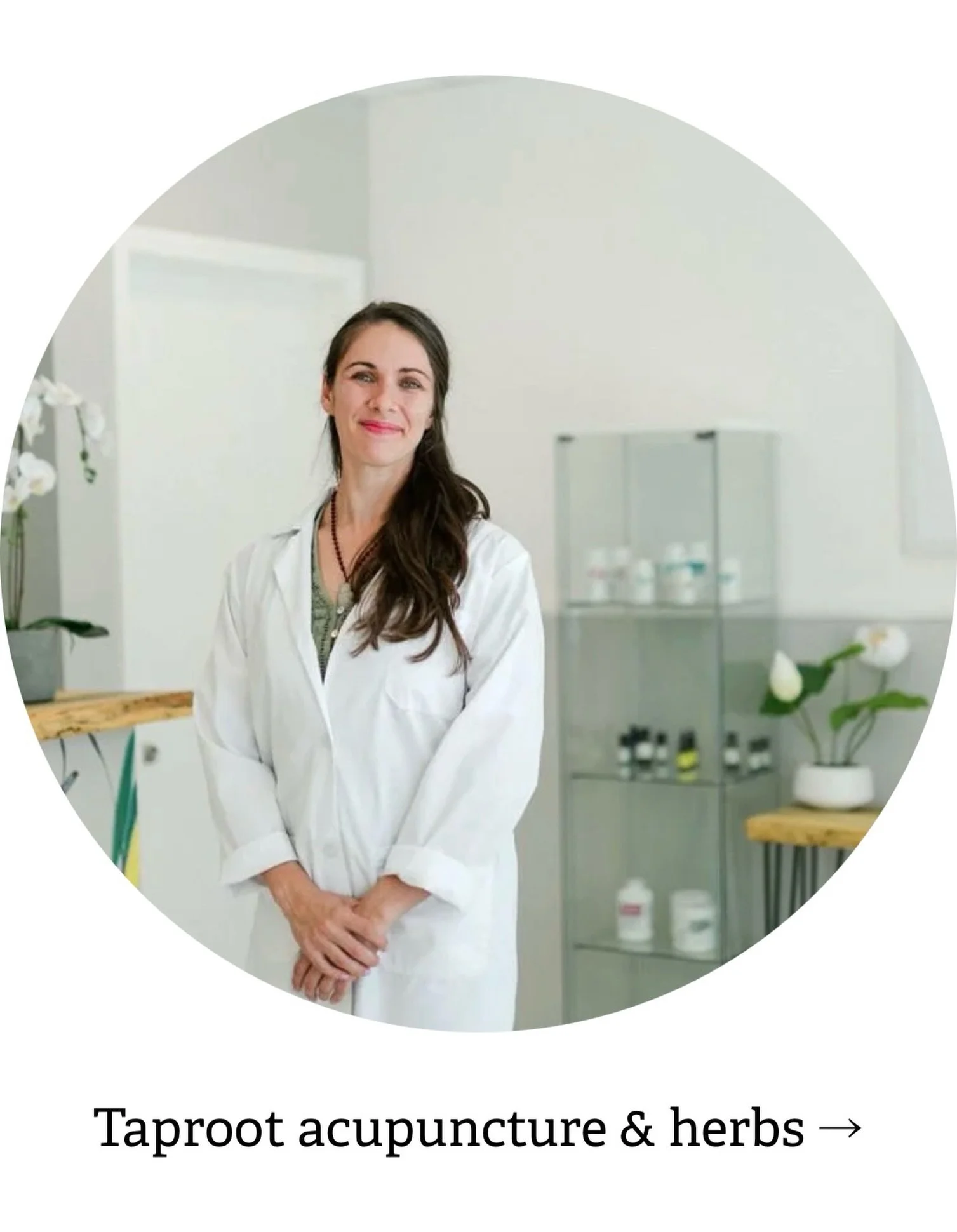 🌟 MEMBER SPOTLIGHT 🌟 

Meet Dr. Sarah Bentolila, Founder, Fertility Acupuncturist &amp; Fertility coach @_taproot 

Dr. Bentolila is a doctor of integrative medicine who trained five years in China, and who has walked the fertility path herself, in
