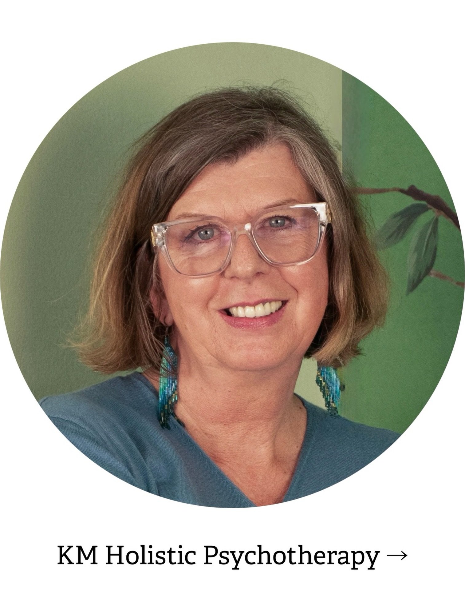 🌟 MEMBER SPOTLIGHT 🌟

Meet @kmholisticpsychotherapy Katarina Matolek, Psychotherapist/LMFT
