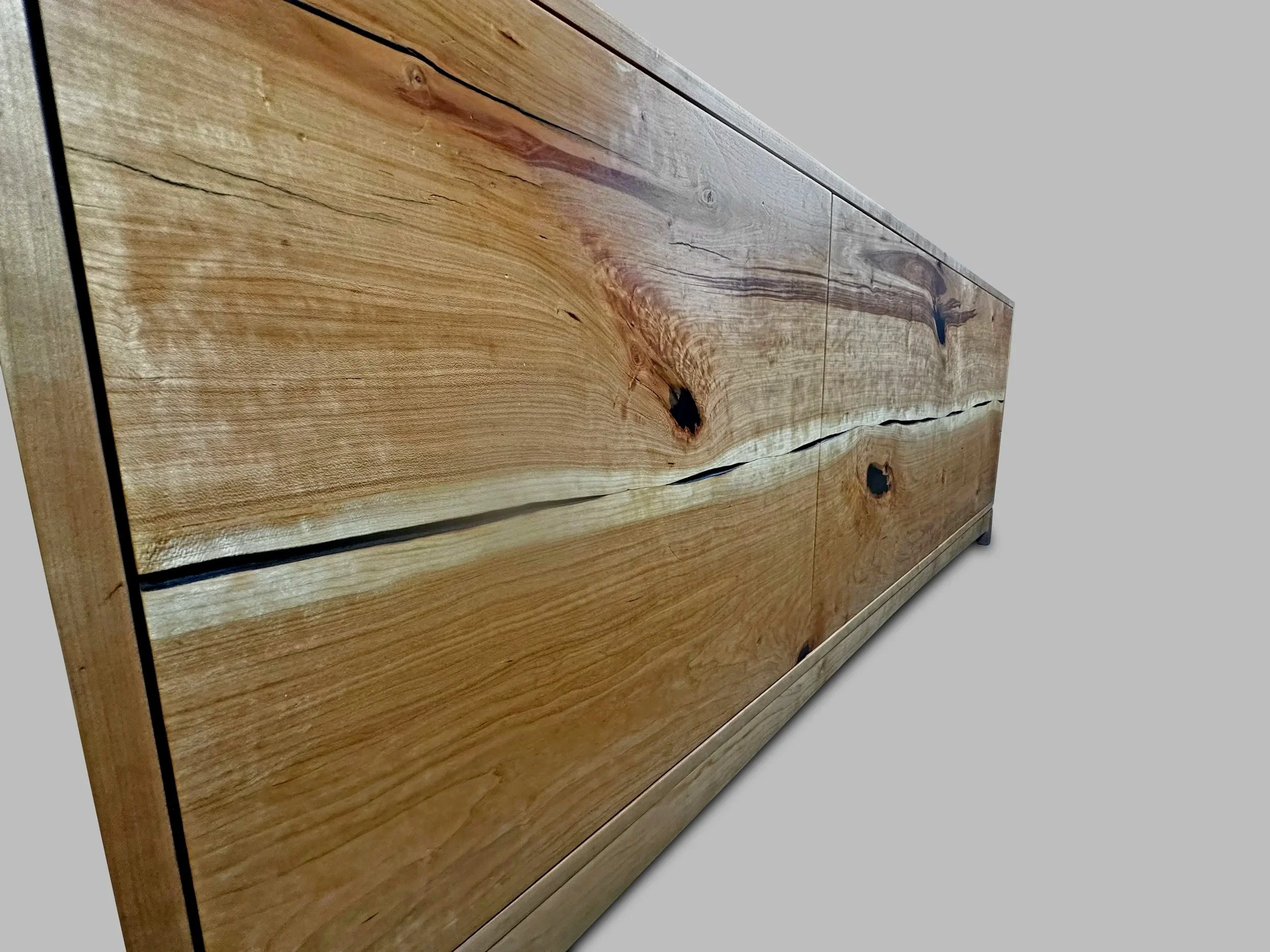 Live Edge Door Detail