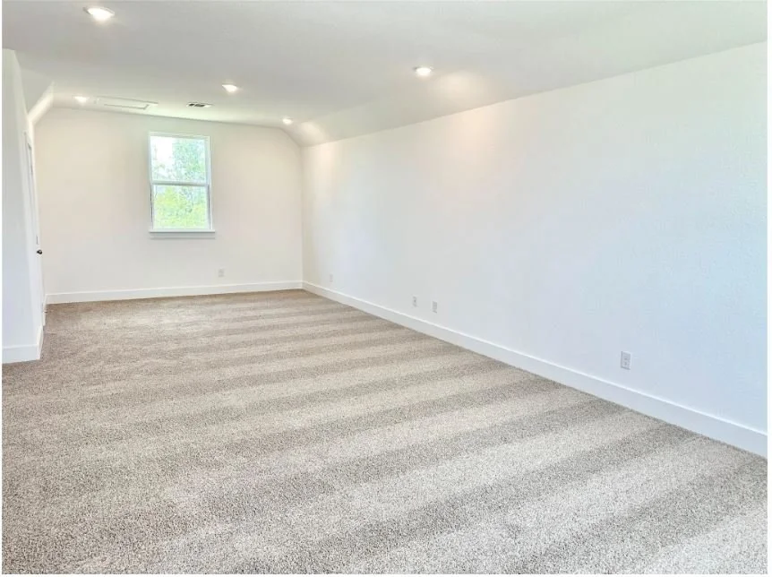 1356 OB - Gameroom.JPG