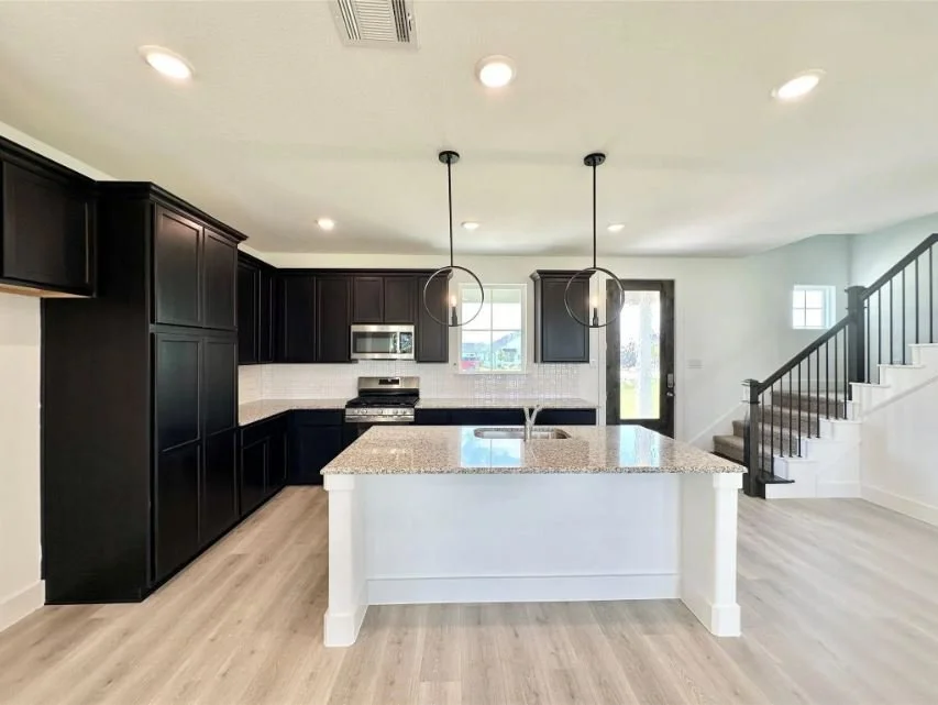 1355 OB - Kitchen.JPG