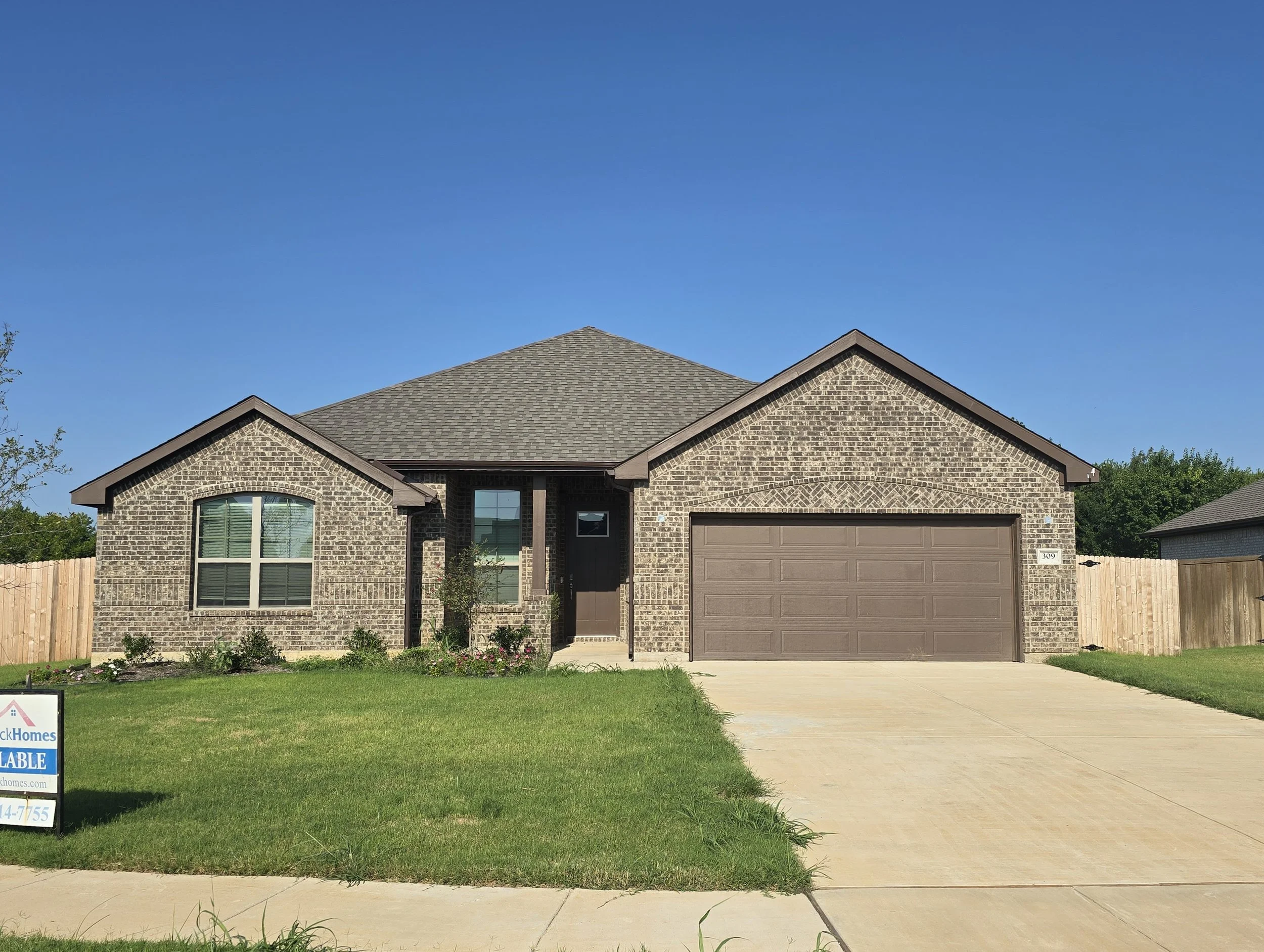 309 Horseshoe Bend, Valley View, TX