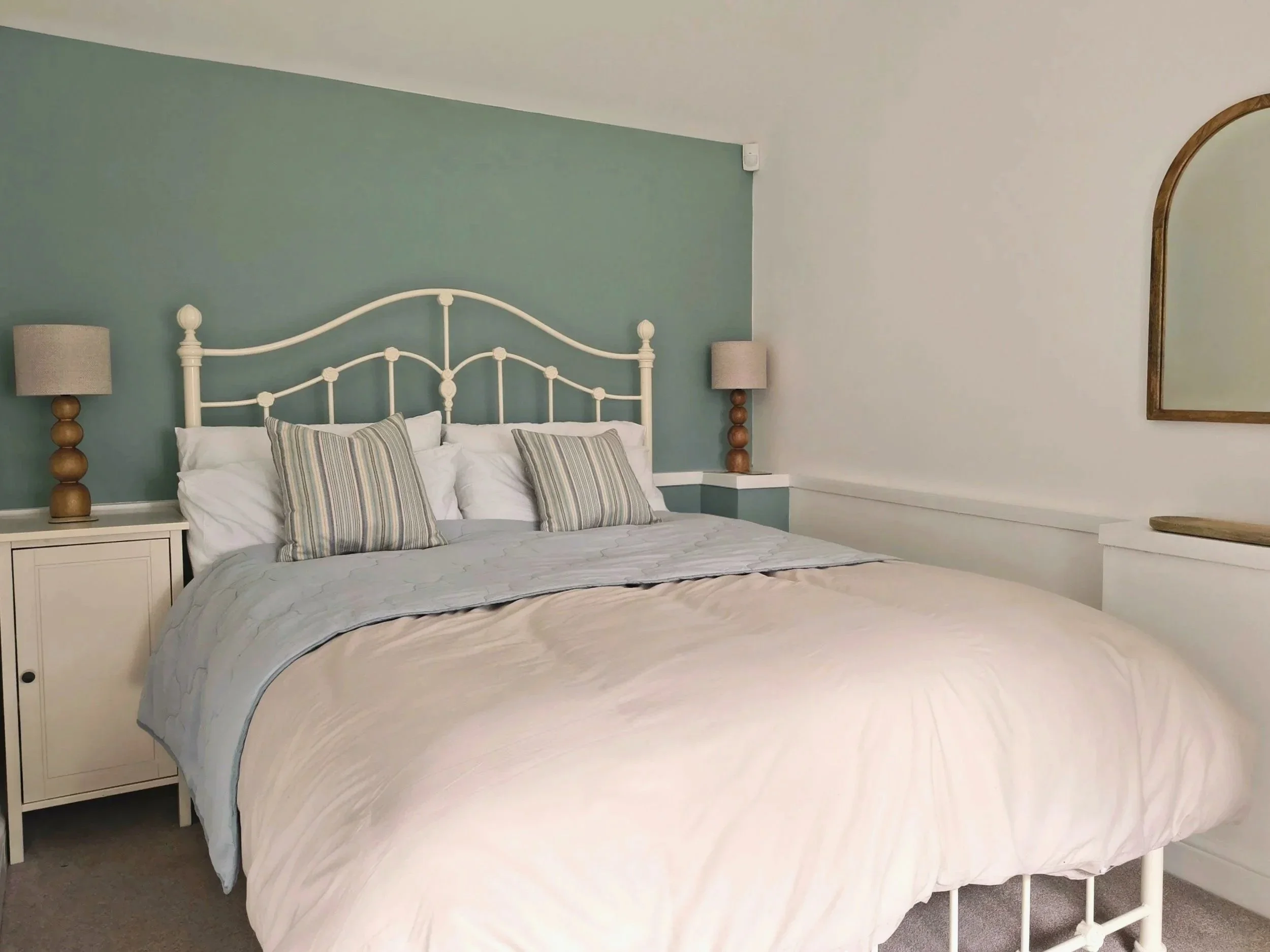Cherry%2BTree%2BCottage%2BFlamborough%2BMaster%2BBedroom.jpg
