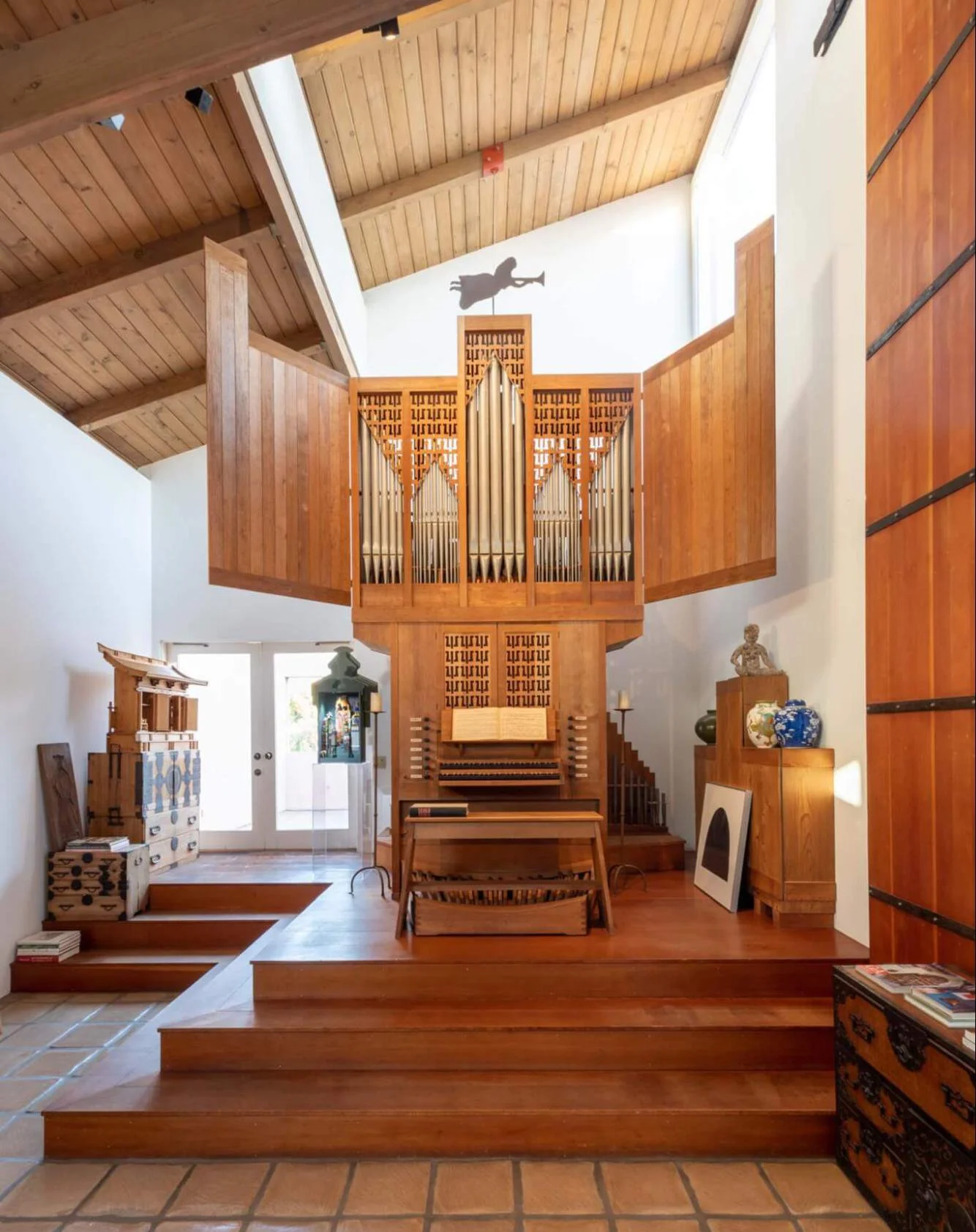 Moore and More: The Works of Charles Moore in Los Angeles