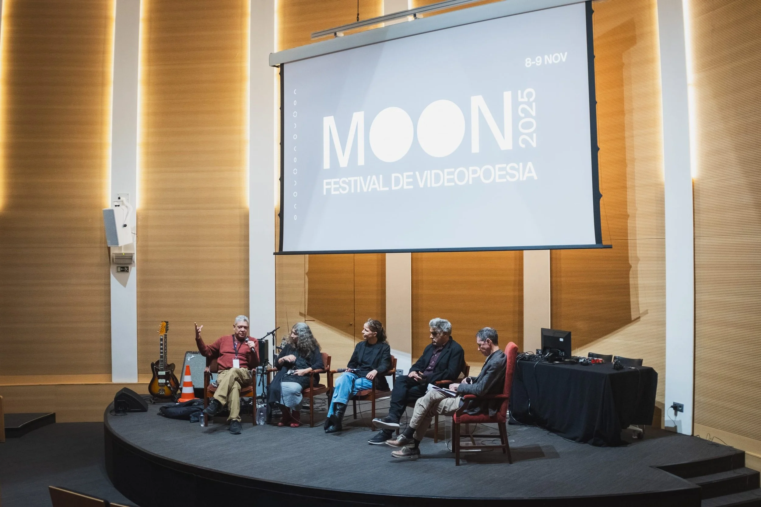 2º MOON International Video Poetry Festival distinguished films from Portugal, Switzerland and Brazil