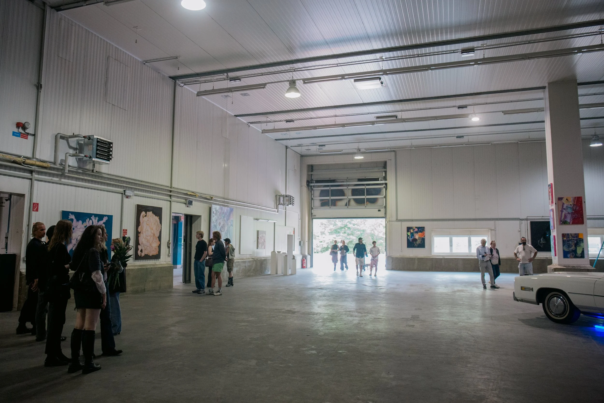 Hall 2800 sqm - 'House selection' open House June/26 - photo by Tessa Bozek 