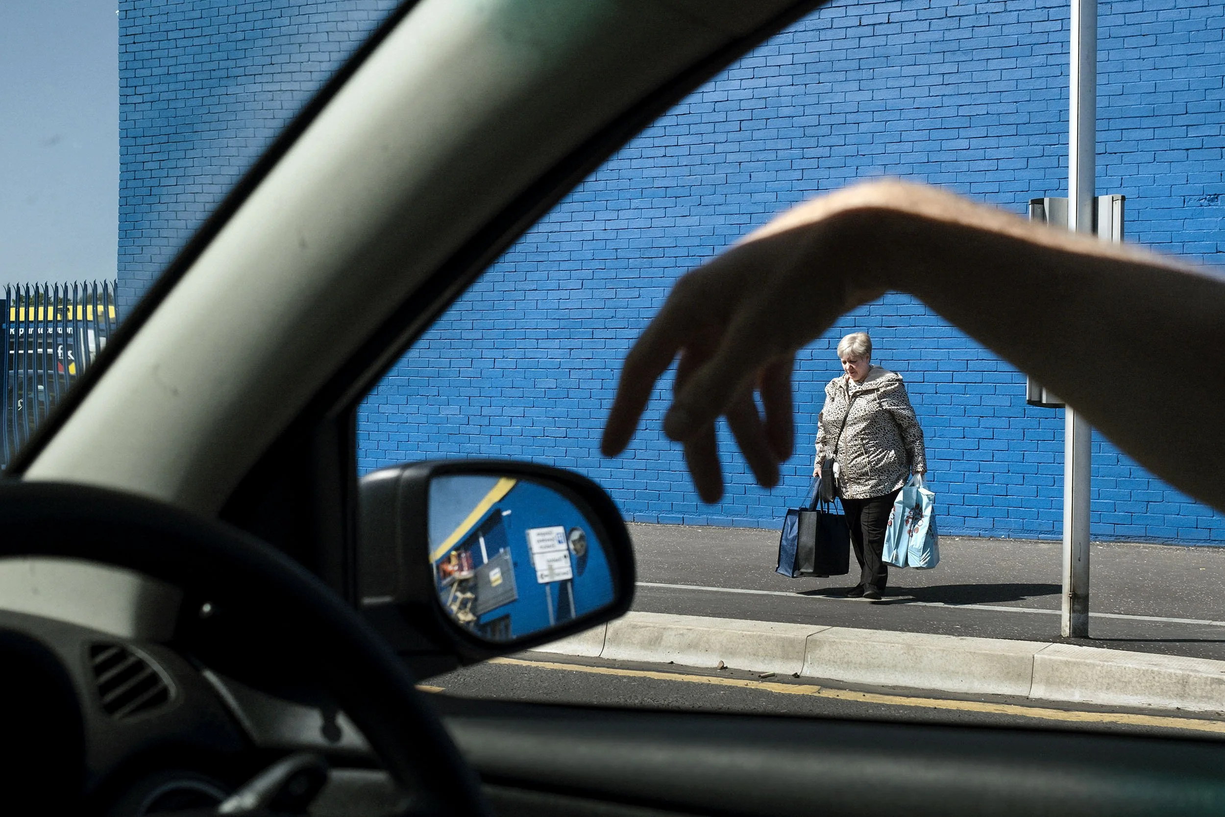 A driver just finished pointing at something whilst he tells me about the neighbourhood round Saracen Street, Glasgow, Scotland. I found the Glasgow effect a sad but interesting concept so I went to Possilpark in Glasgow and talked to people in the h