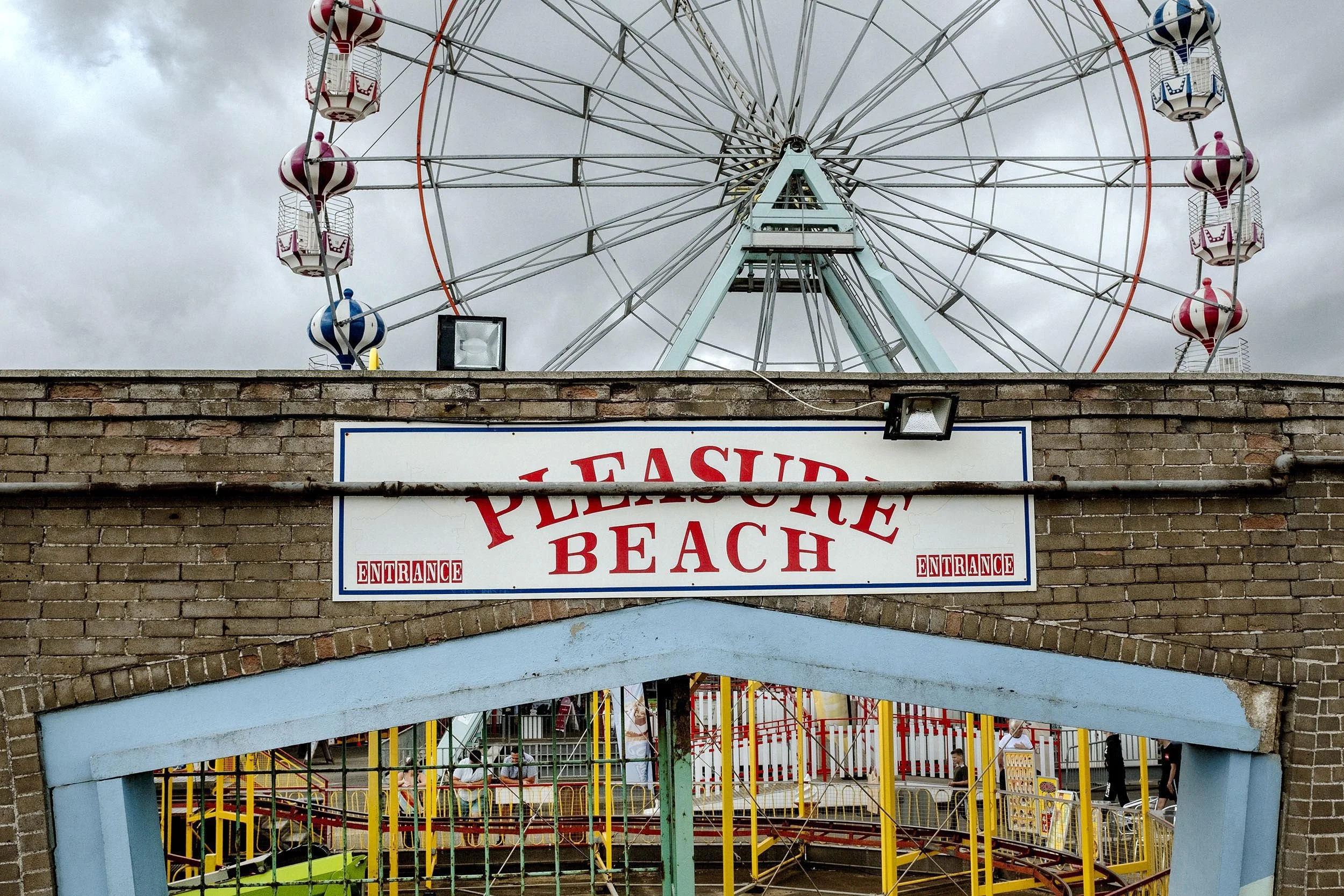 On the seafront at Skegness I came across the rear entrance to the Pleasure Beach. The drainpipe cut through the word Pleasure, almost as if striking it out, a detail that felt symbolic and ironic. Coastal towns have seen a decline in tourism since t