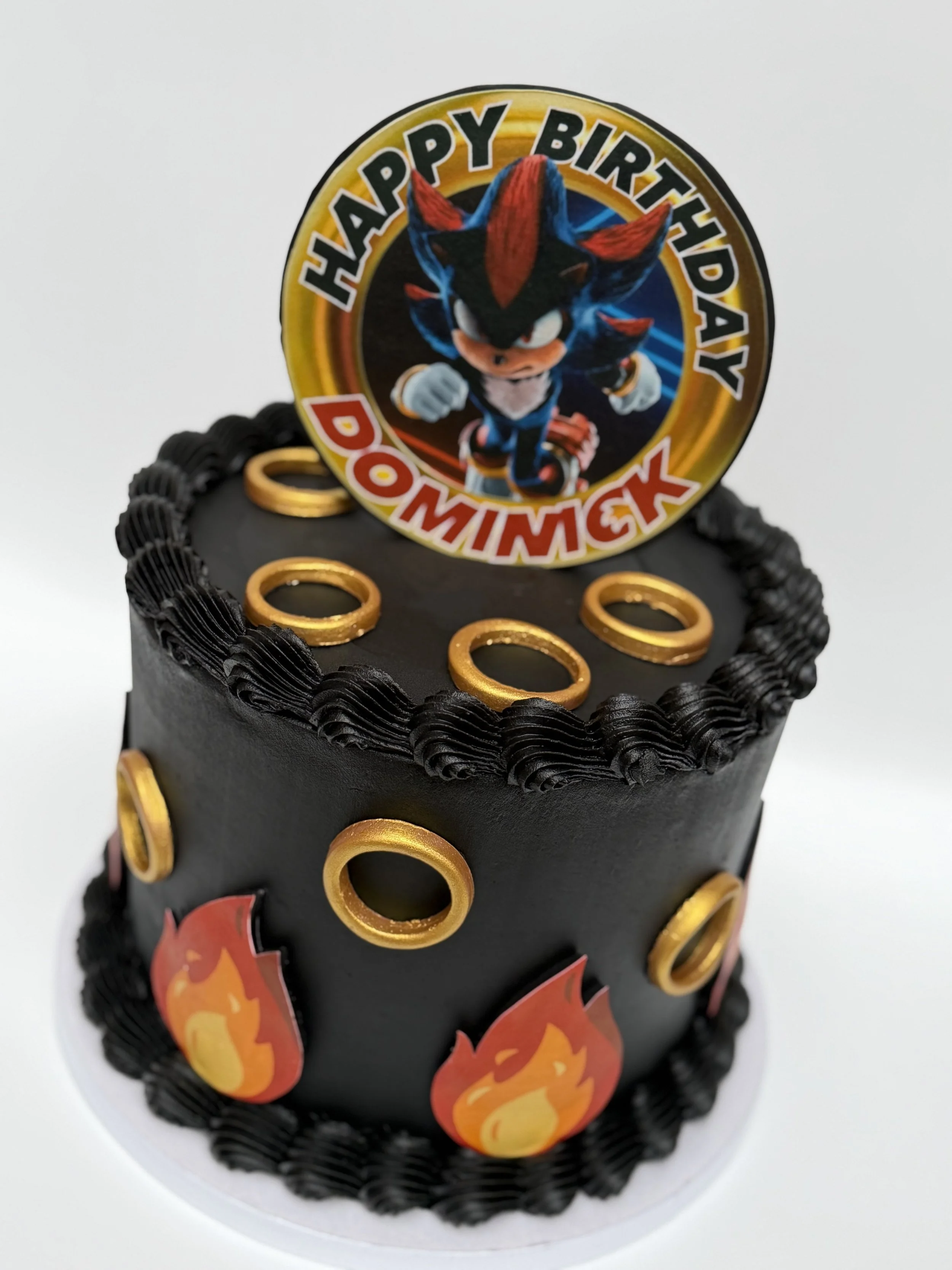 Vanilla cake with vanilla buttercream