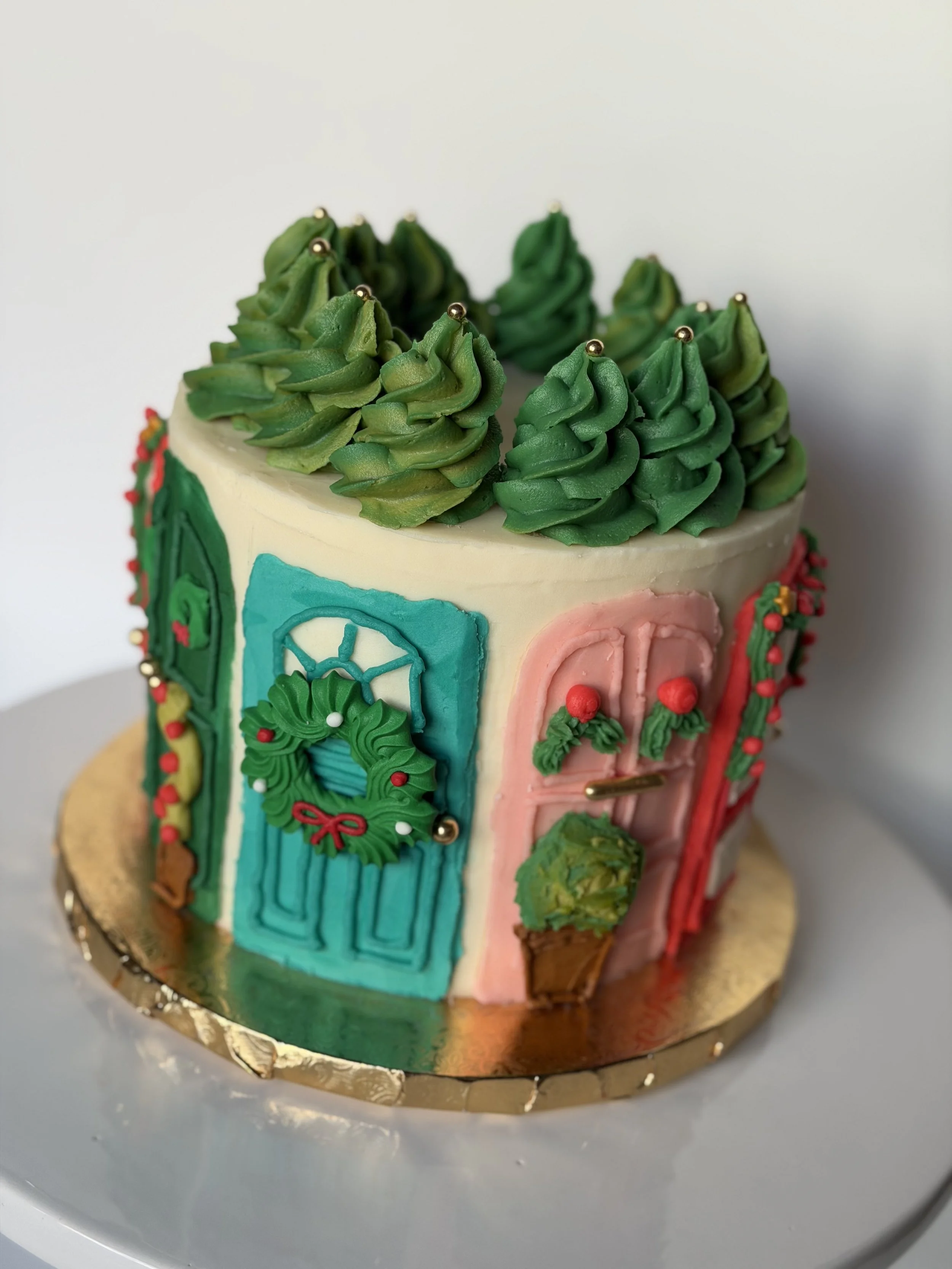 Vanilla cake with vanilla buttercream