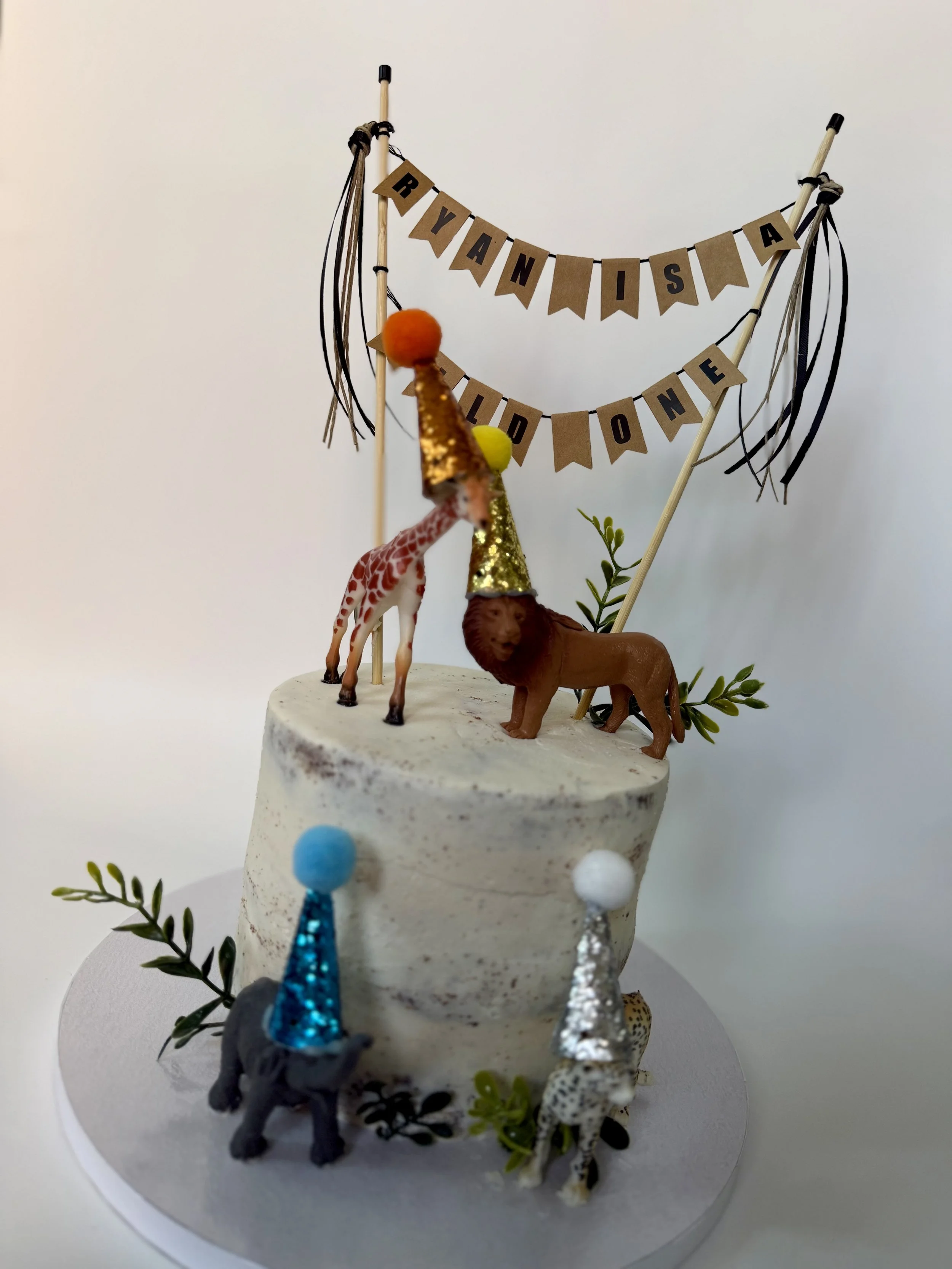 Chocolate cake with vanilla buttercream