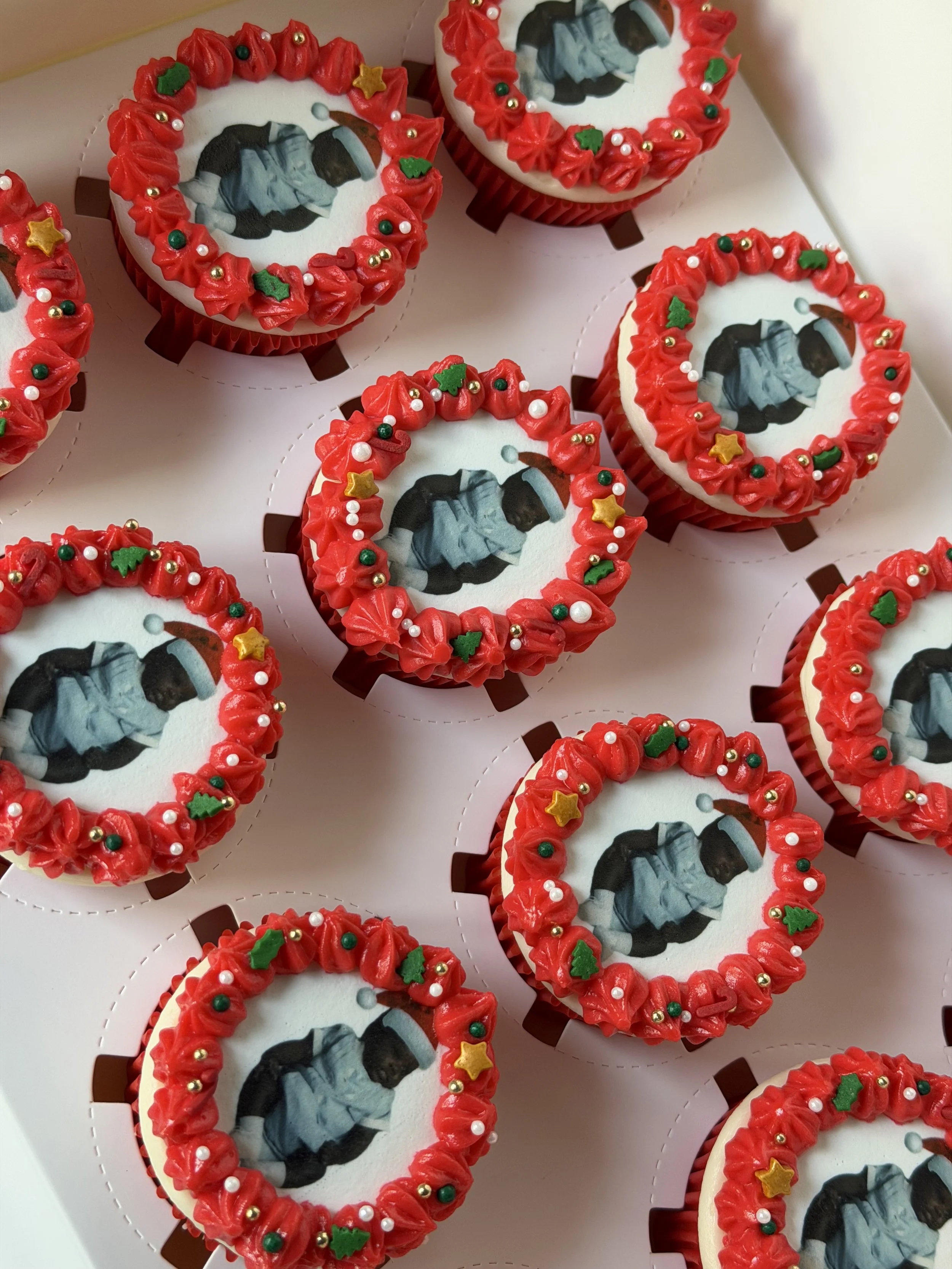 Vanilla cupcakes with vanilla buttercream