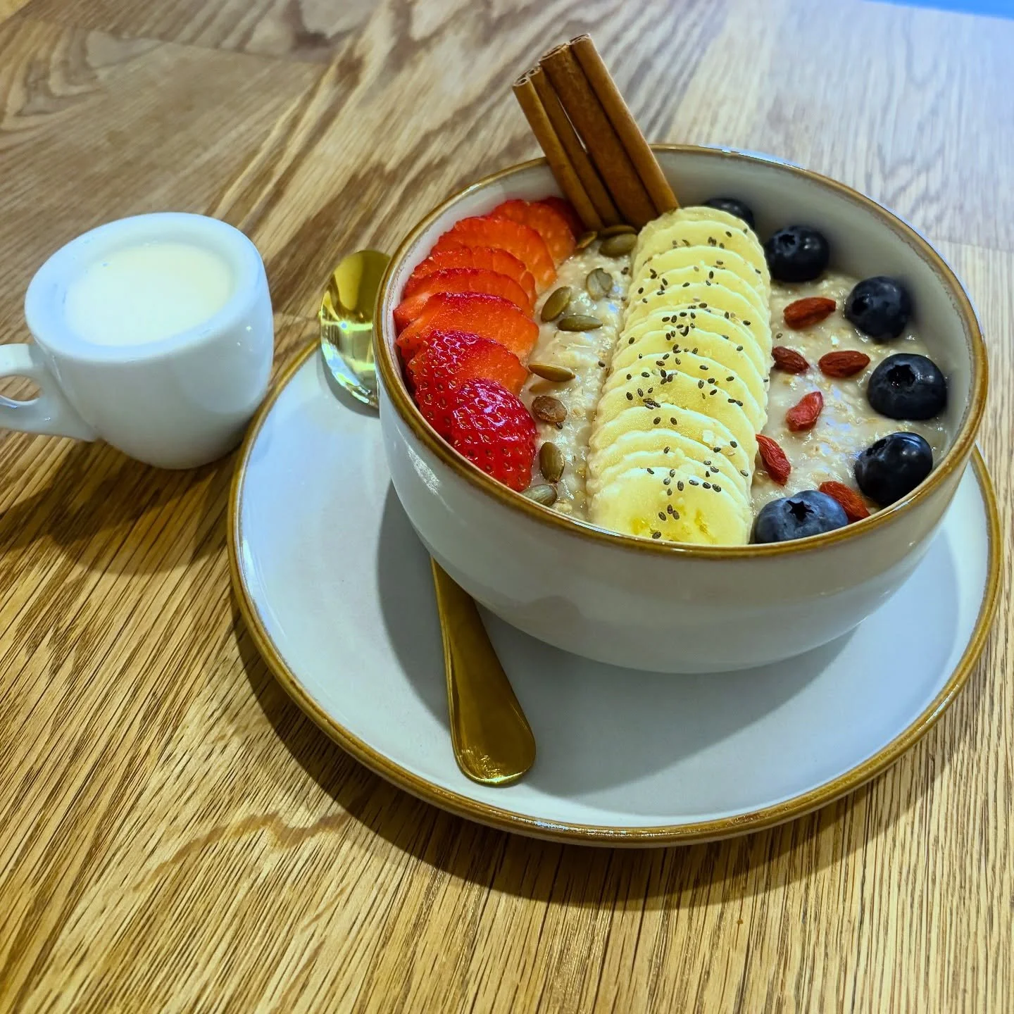 Morning magic in a bowl 
Creamy oats topped with fresh berries, bananas, chia, and a touch of cinnamon&mdash;your perfect cozy start at Kaffe.
Come warm up with us 
#KaffeNYC #WestVillageEats #CozyVibes
