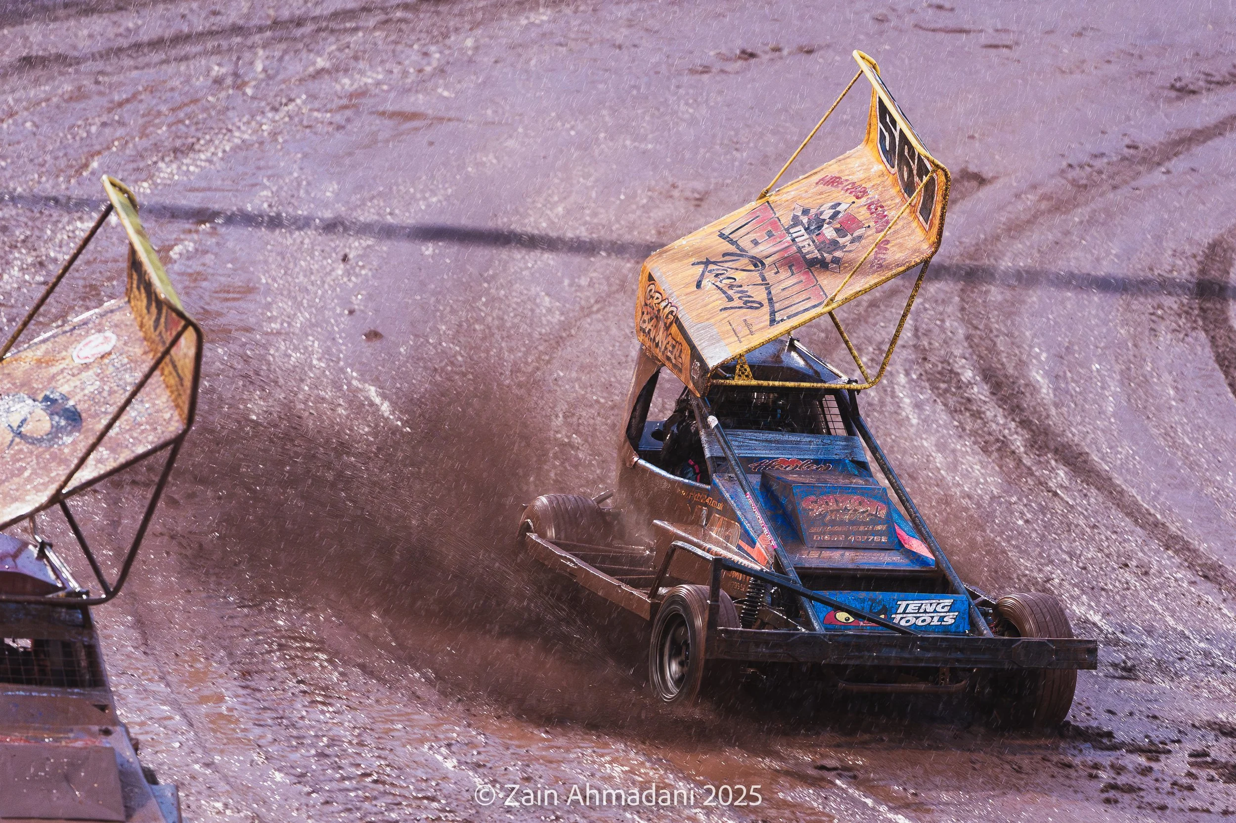 V8F01998.jpg