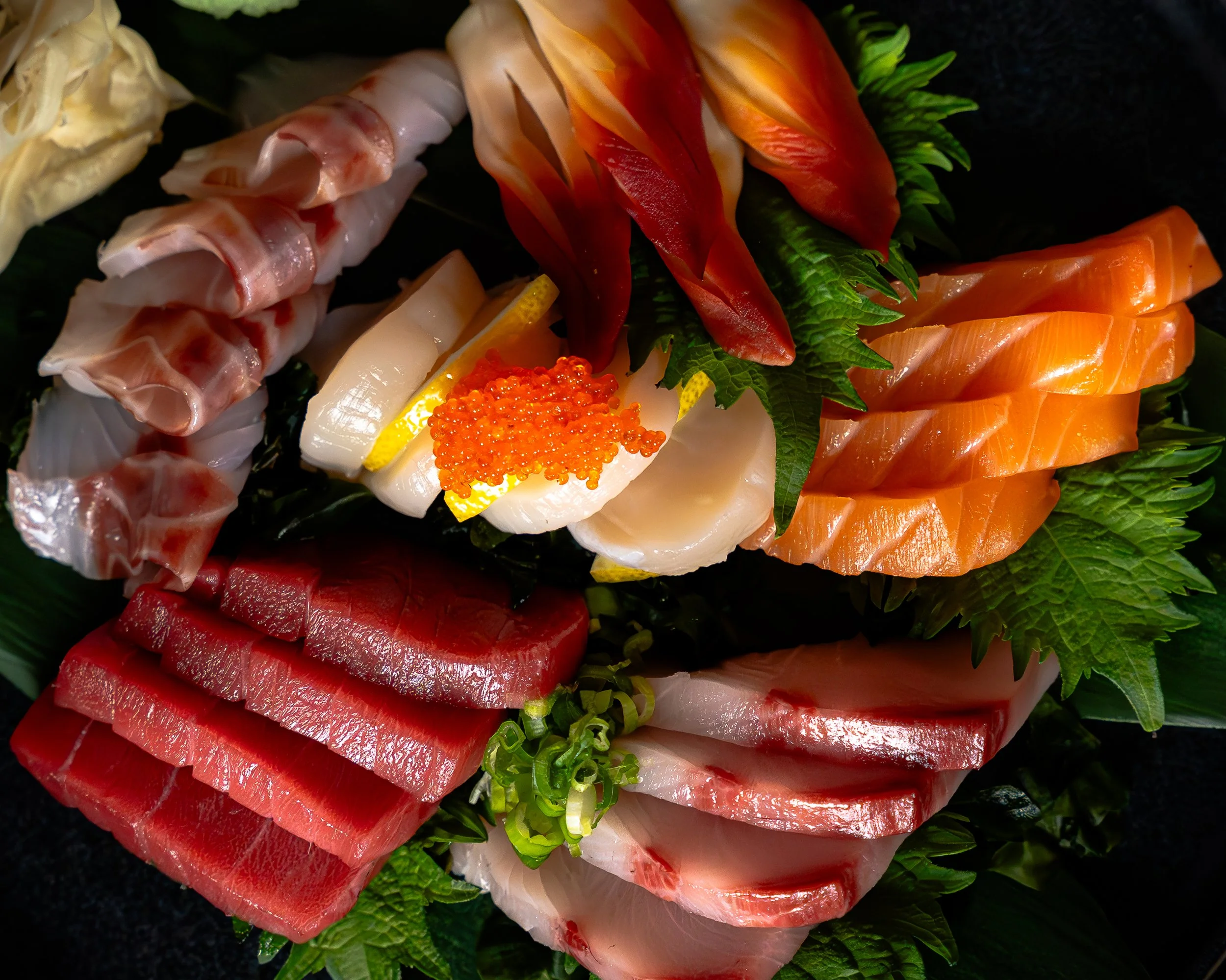 Sushi platter 4x5 landscape.jpg