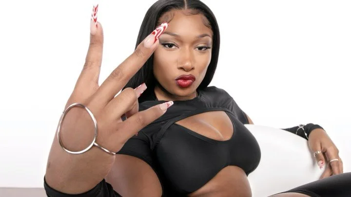 Wanna Play?

Megan Thee Stallion for Revlon Matte Lite Crayon 🖍️

CD: Emily Shaw
ECD: Jenn Alfson
Exec Producer: Michele French
Director/Photographer: Sharif Hamza
Product: Raymond Meier
DP: Theo Stanley
Stylist: Zerina Akers
Set Design: Nicholas De