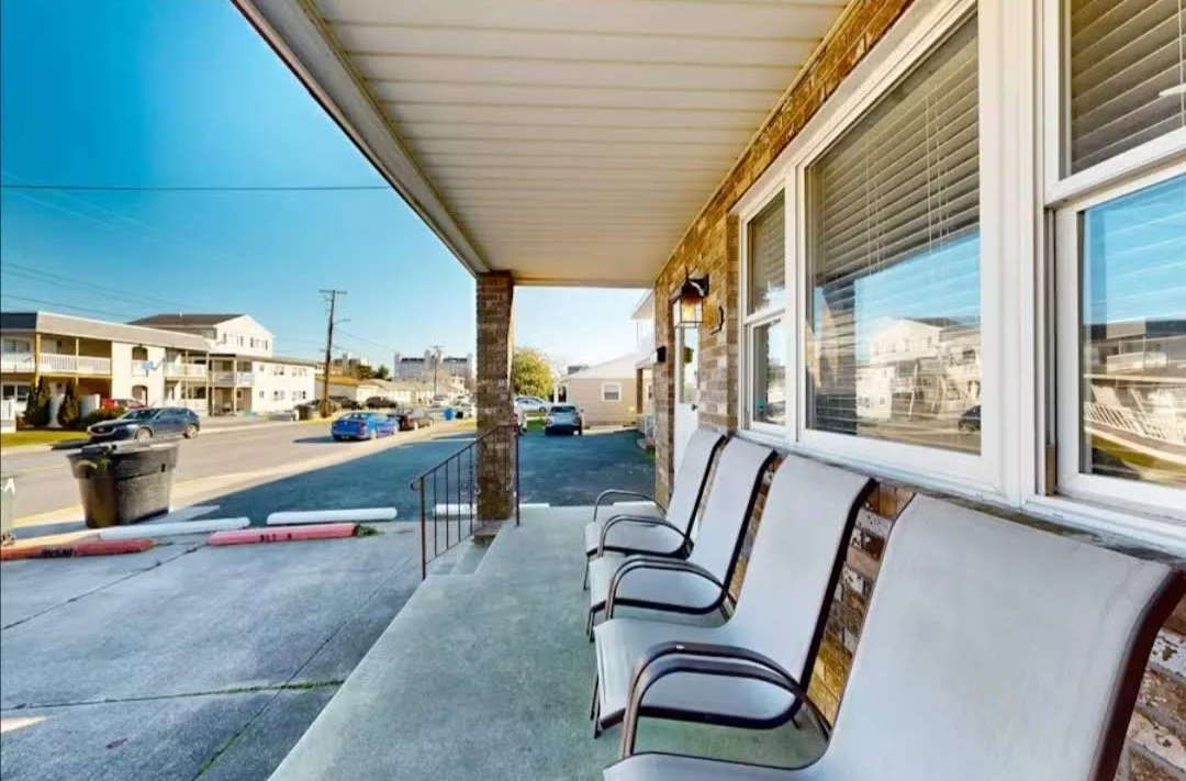Front lower porch.jpg