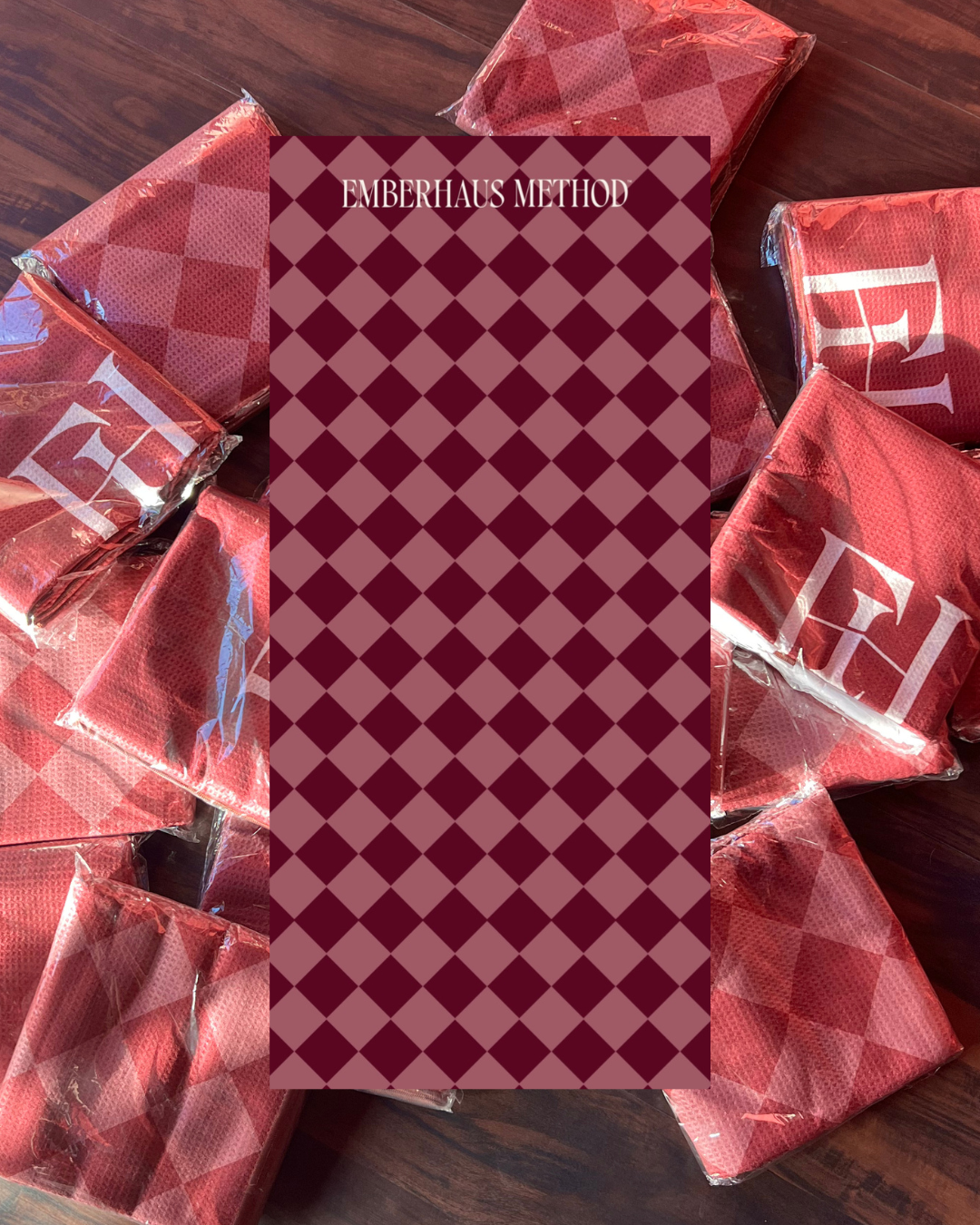 Argyle  Red.png