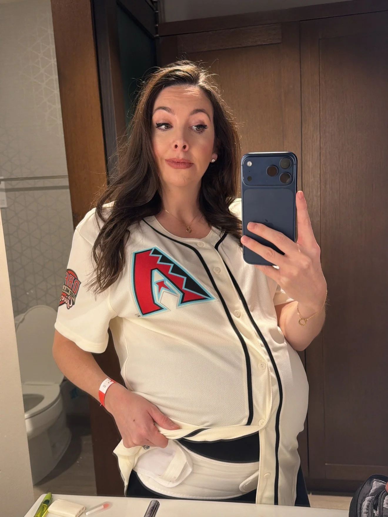 March photo dump: i do all my own stunts 🪩

Slides 9 &amp; 19: Photo credit @johnnythan9 

Styled by @lauraegabriele in:
@blackhalo 
@suboostyle 
@delficollective 

#auctioneer #femaleauctioneer #pregnant #style #gala