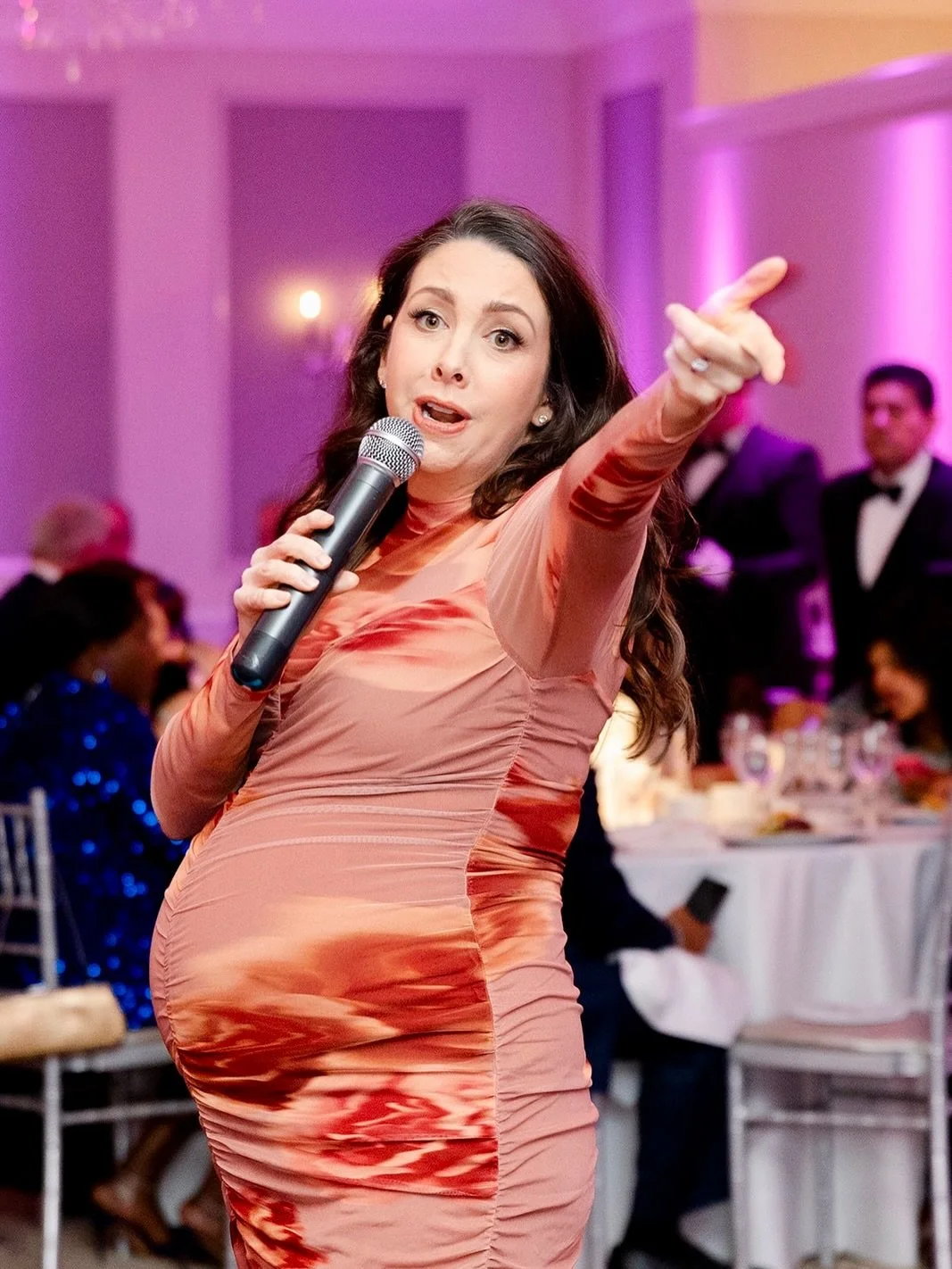 Fundraising for children is always really special, but there is something really wonderful about fundraising to support babies when you are carrying one yourself. @momshelpingmomsfoundation provides underserved families with access to baby essentials