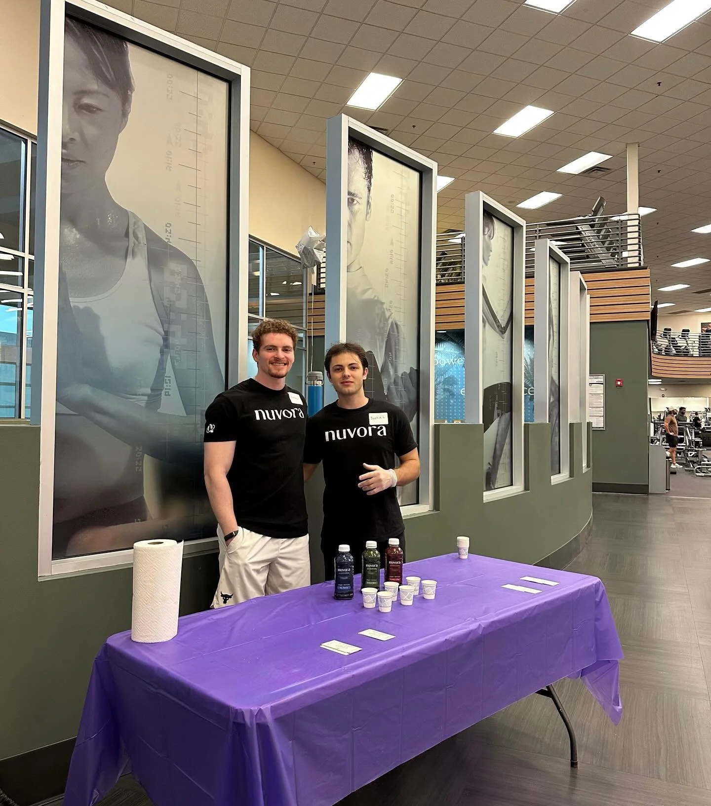 Huge thank you to @la_fitness_richardson and Manager Madison for letting us host a pop-up!

The response was incredible as crew members and gym-goers of all ages loved the drink. Honey Crisp and Sky Berry were neck-and-neck for the top flavor with ma