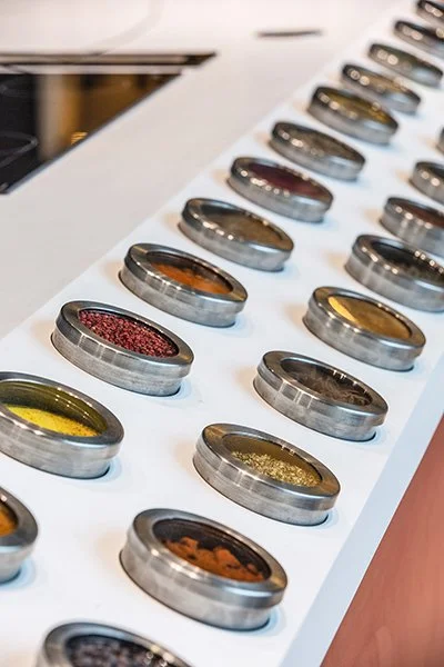 Hela Chile Showroom.jpg