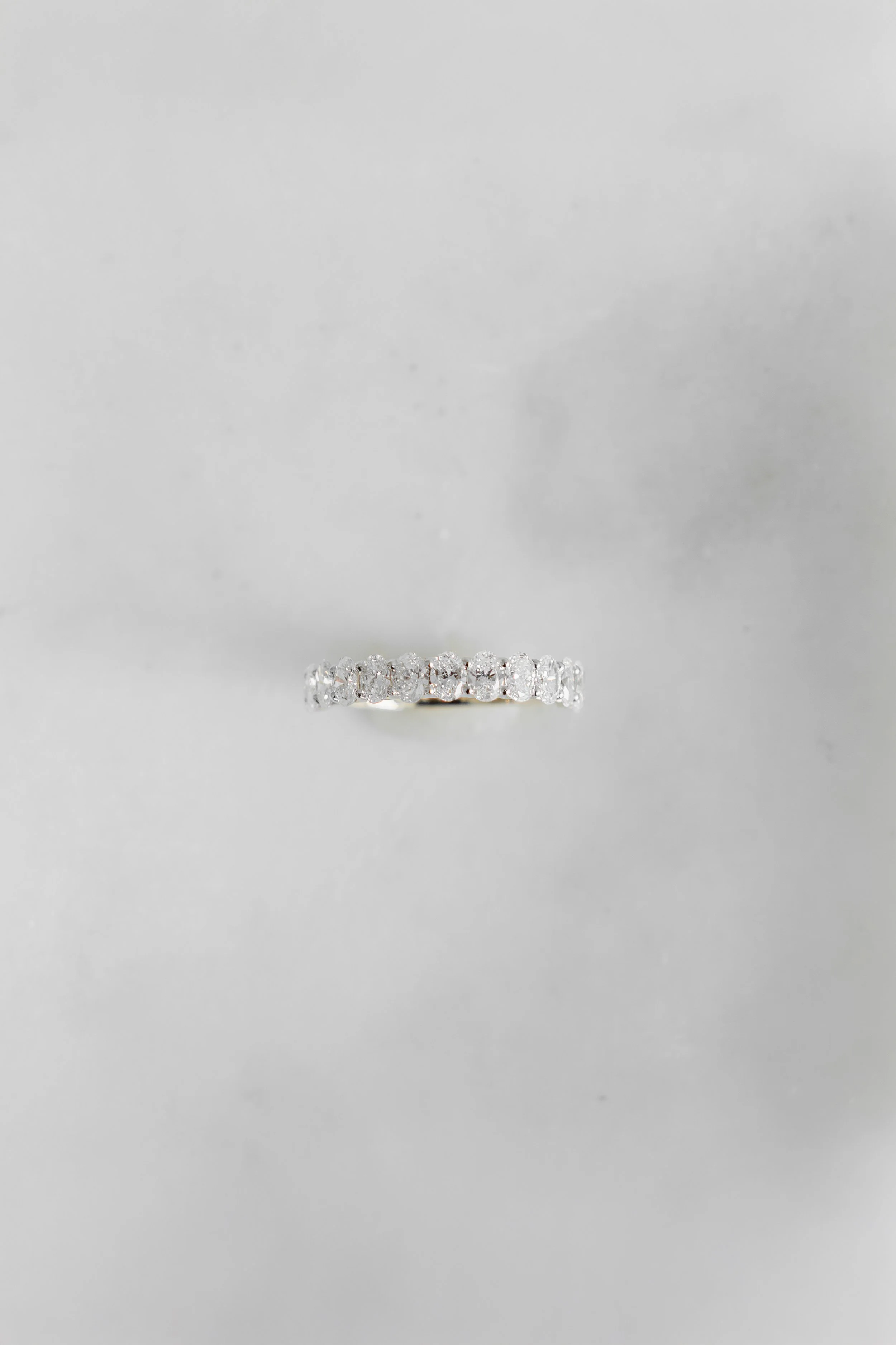 Oval Band