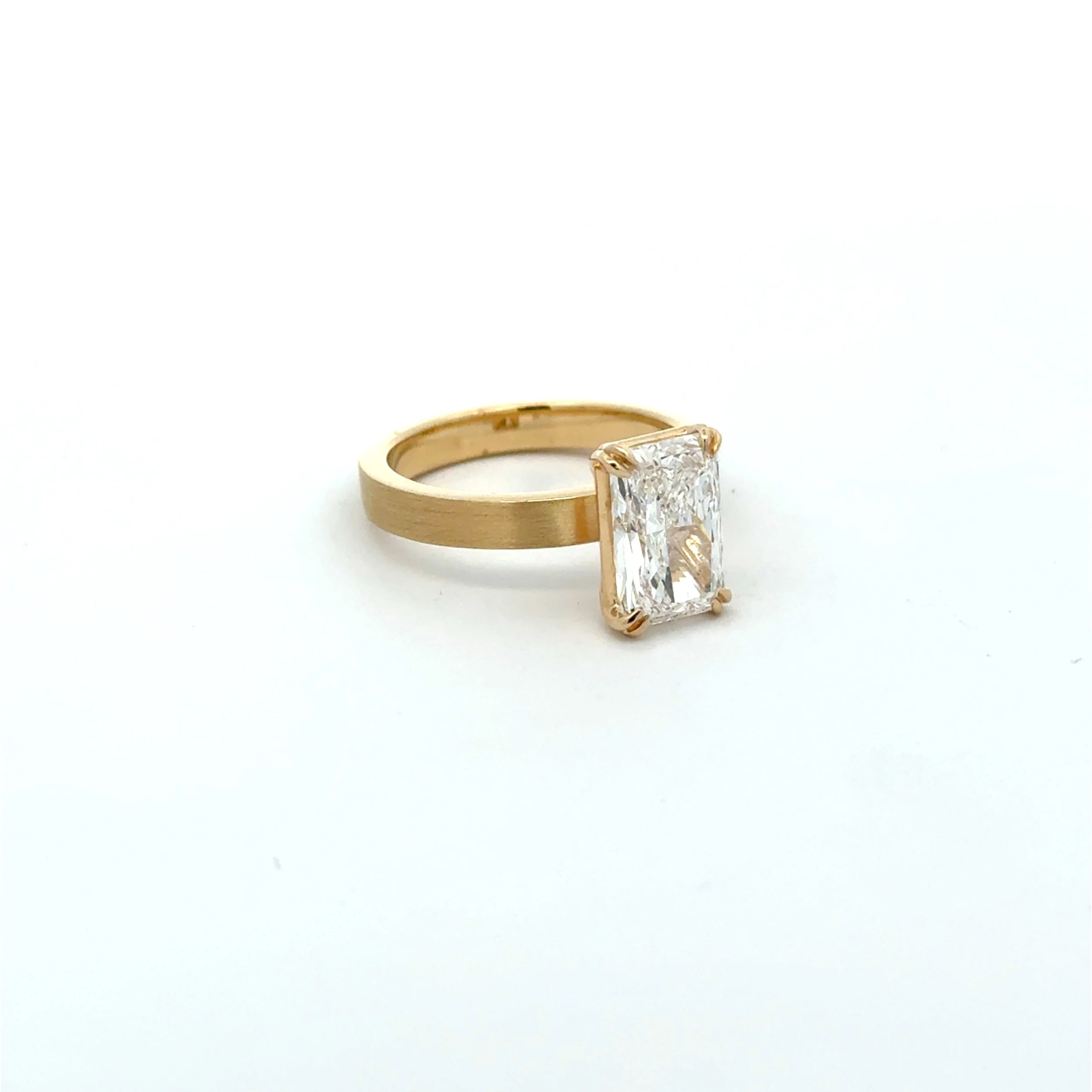 Radiant - F_zu0vmwmbfhm_2025-08-29-12-13-21.JPG