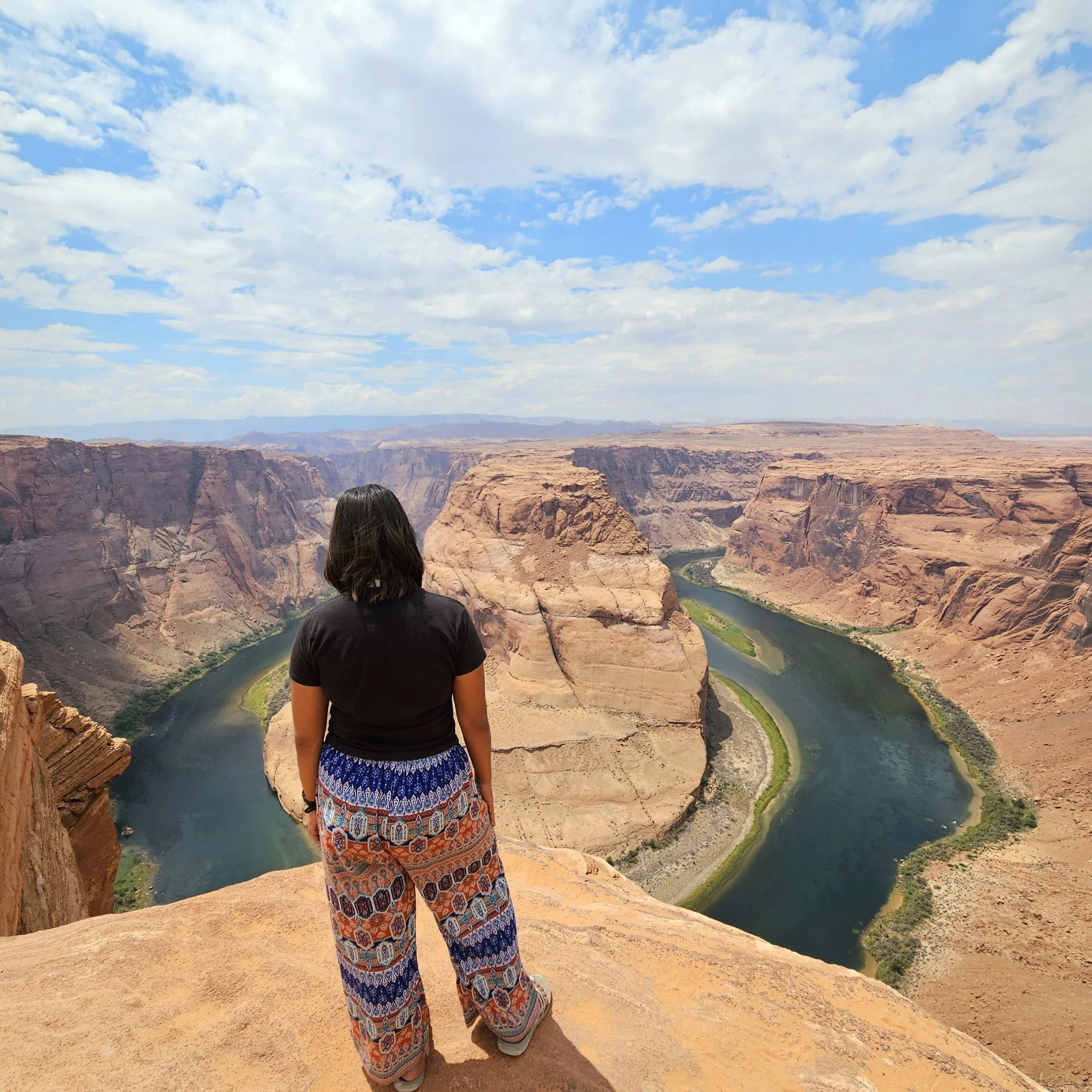 Khan-Aryaana-2026-HorseshoeBend - Aryaana Khan.jpg