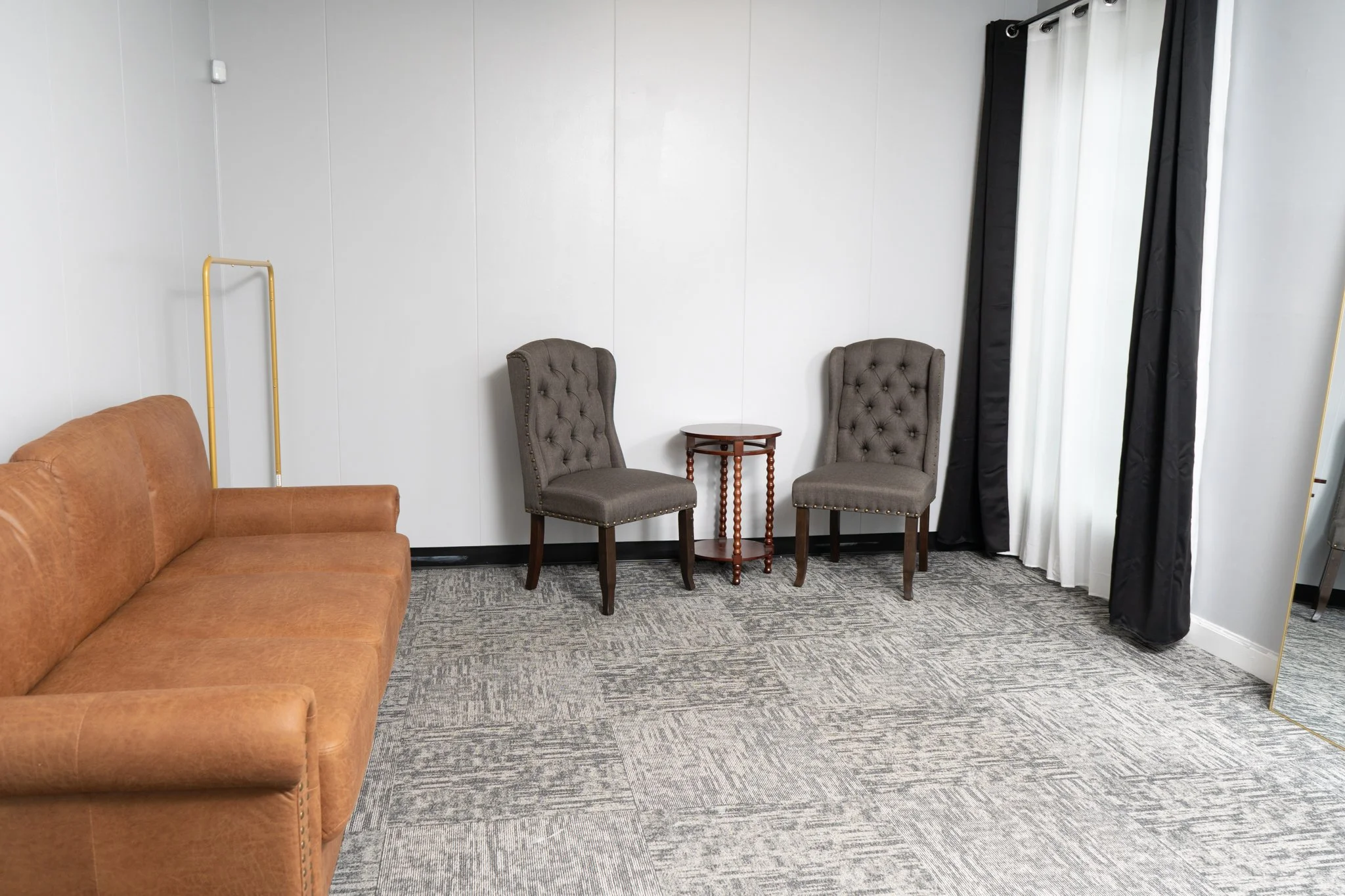 Grooms Room