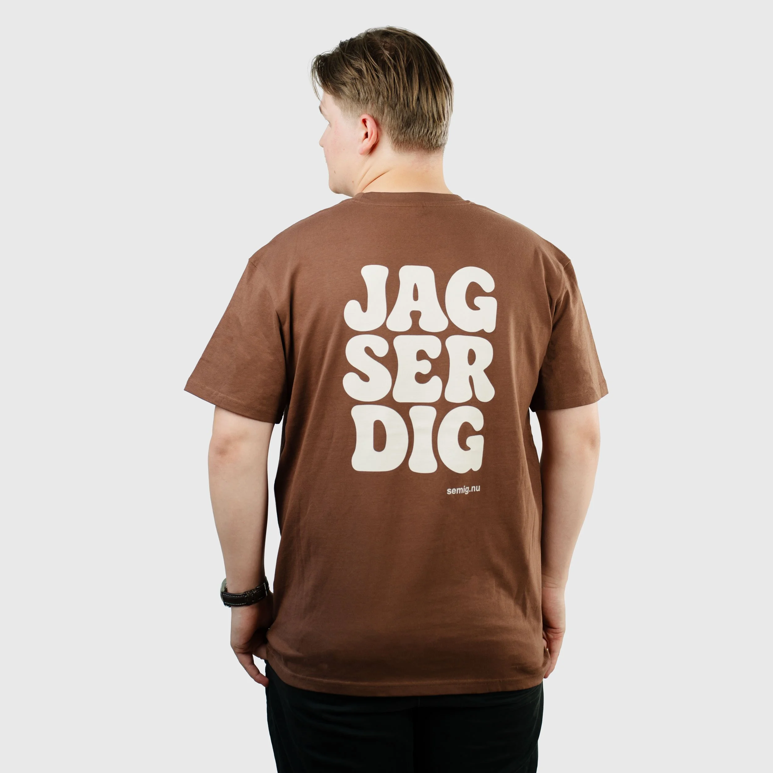 Tröja_Brun_Framsida_2_1x1.jpg