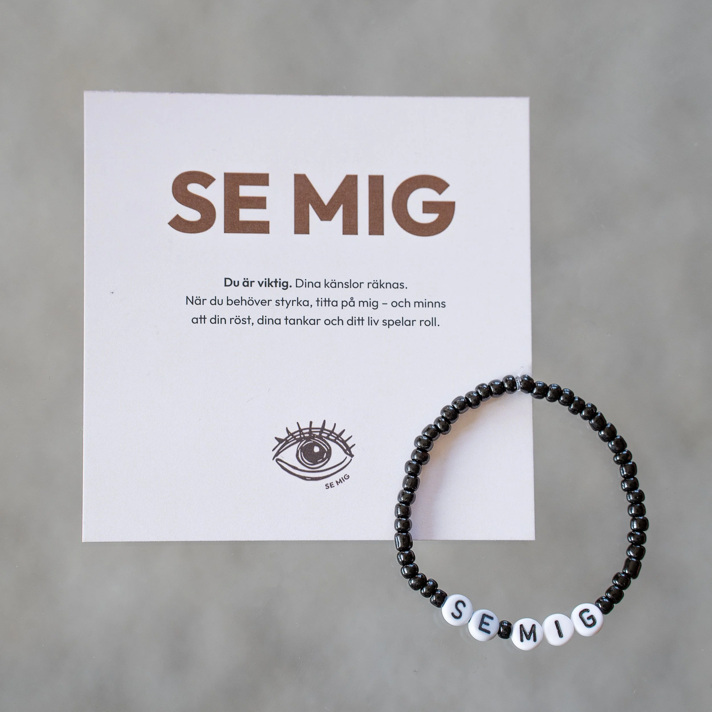 Armband_Se-mig_svart_1.jpg