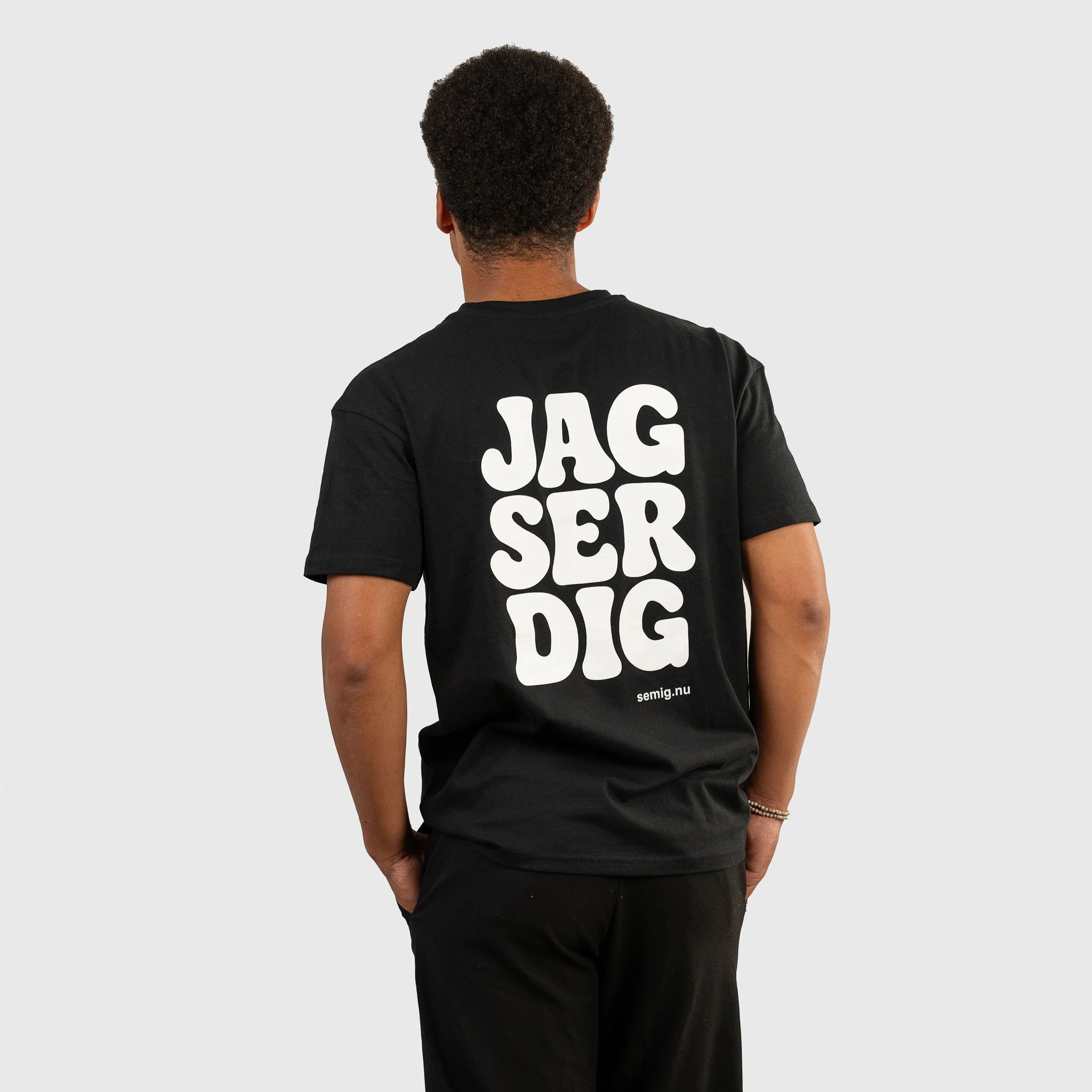 Tröja_Svart_Baksida_1_1xq1.jpg