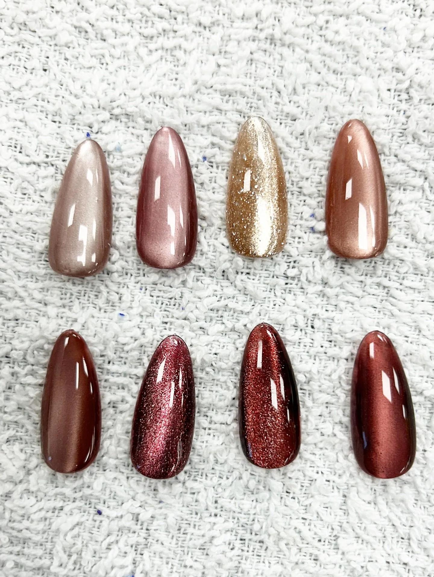 Drooling 🤤 over these new @dgel_korea fall colors I just got in!! Can&rsquo;t wait to start using them!

#longbeachnailtech #longbeachnails #buildergel #structuredmanicure #russianmanicure #kokoist #hardgel #akzentz #naturalnails #buildergel #indepe