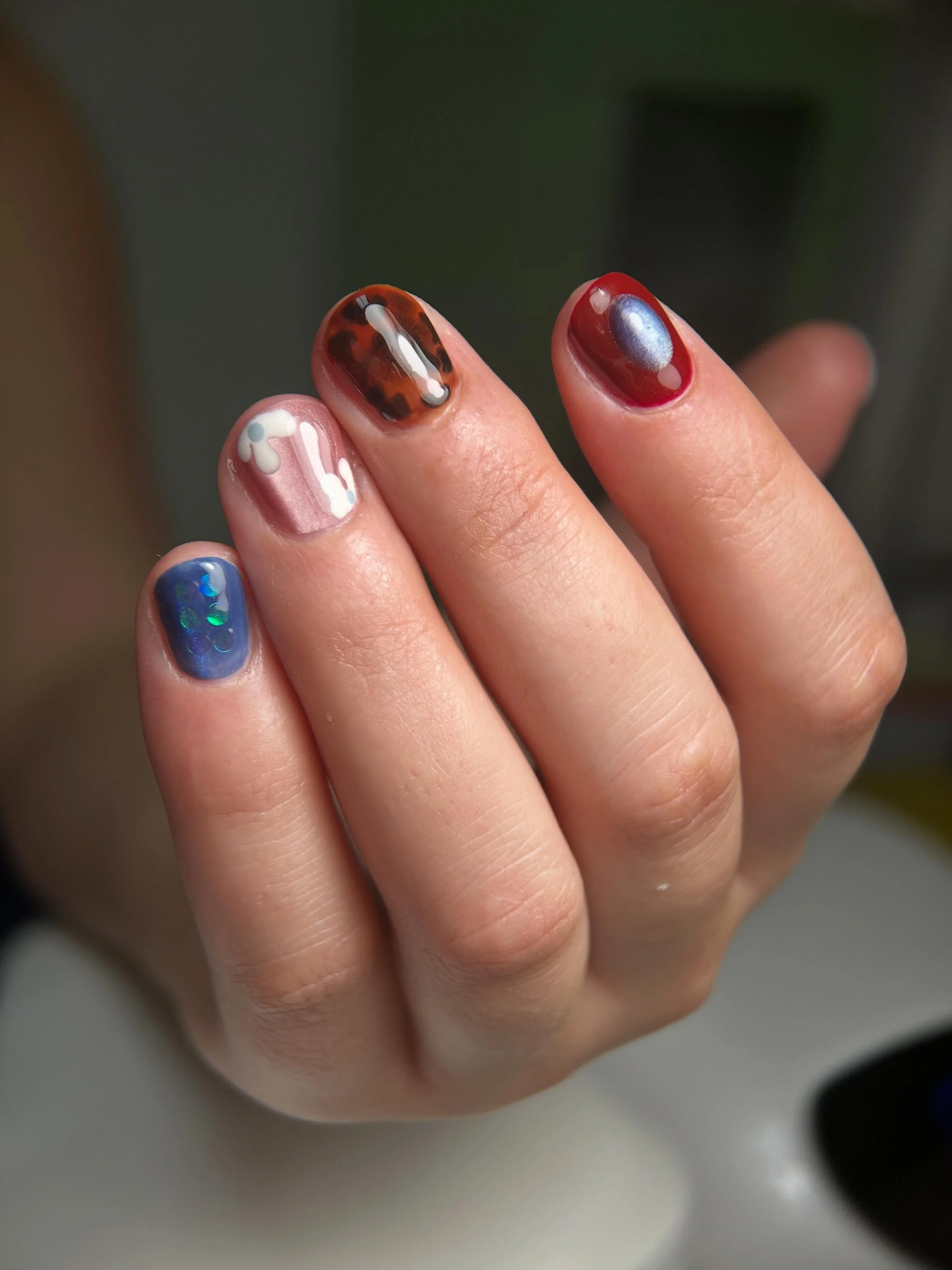 Omakase fun tonight! And don&rsquo;t forget the thumbs!!!!

#longbeachnails #nailart #japanesegelnails #tortoisenails #longbeachnailtech