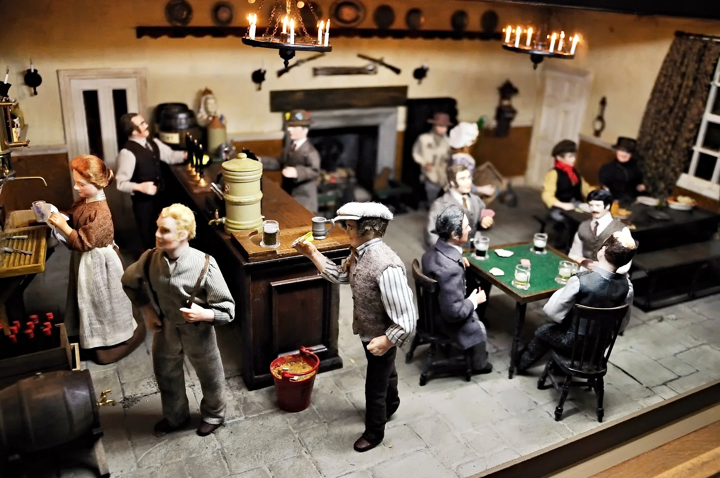 photography-peter-nemeth-dollhouse-20.jpg