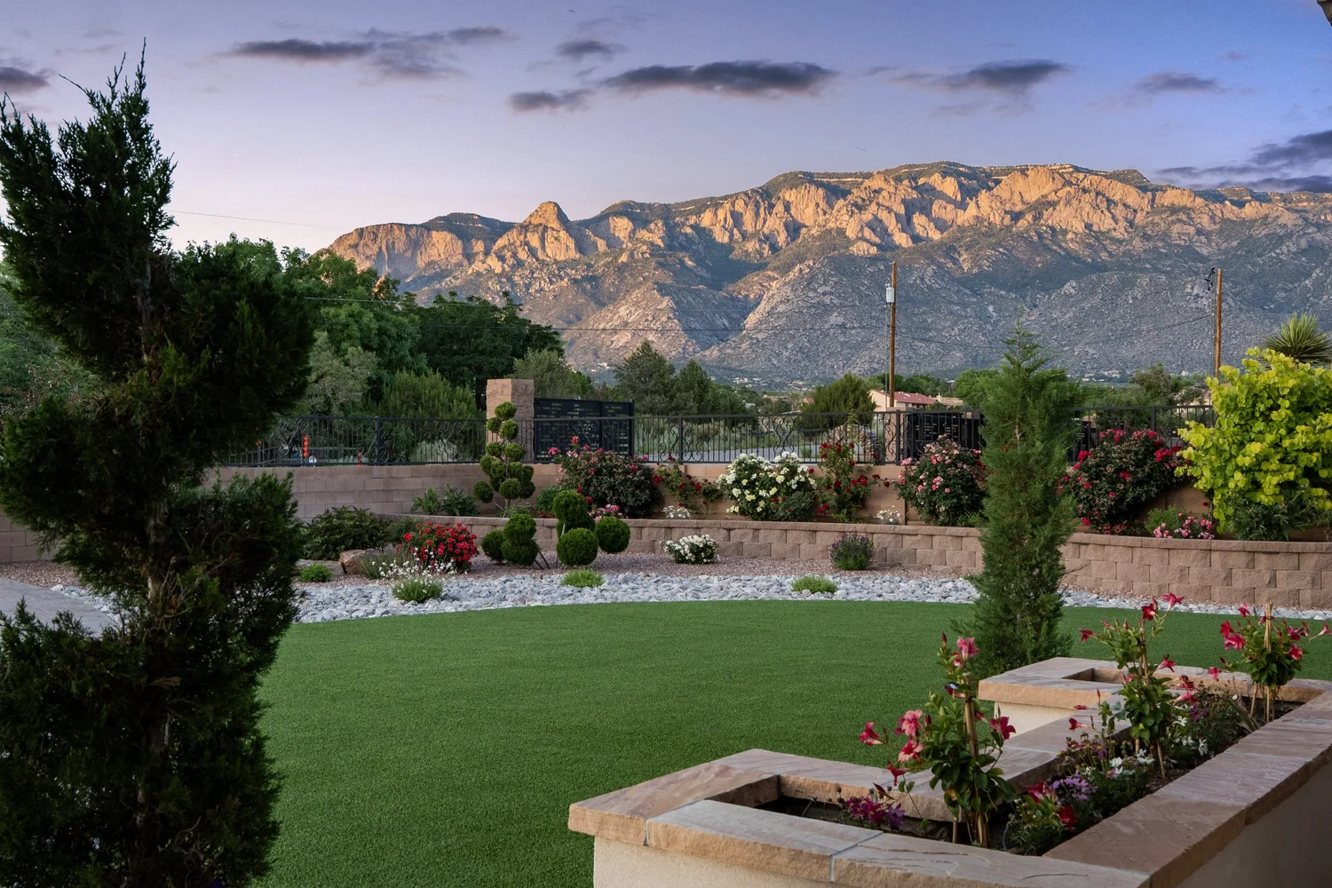 Albuquerque home with Sandia Mountains