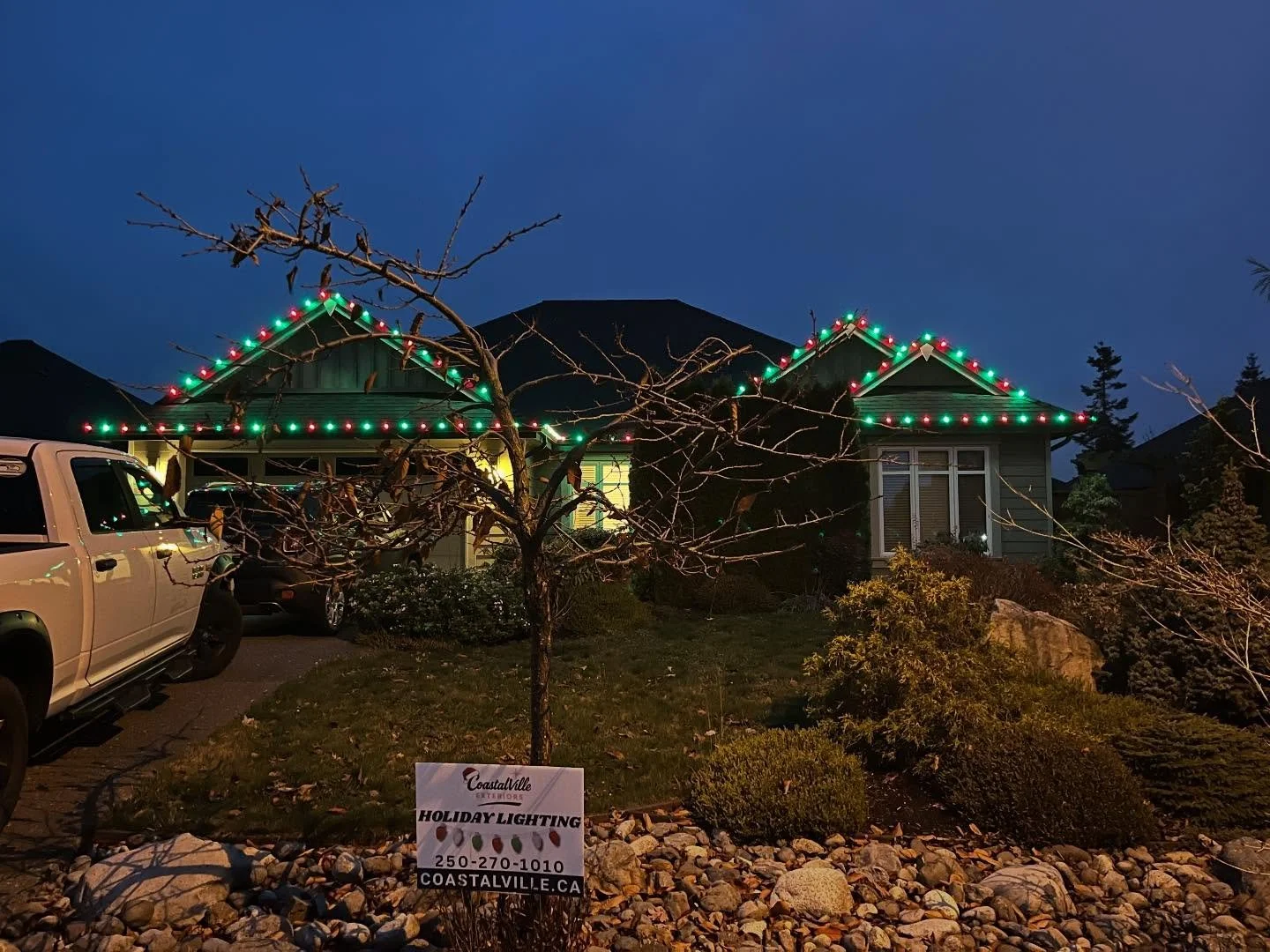 Holiday magic, delivered. 🎄✨ Loved bringing this home to life with a fresh Christmas light install.