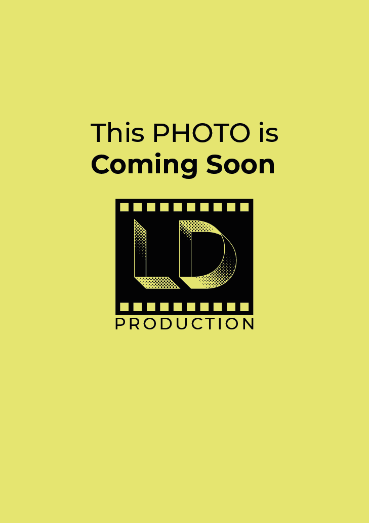 Studio Portraits Editiorial