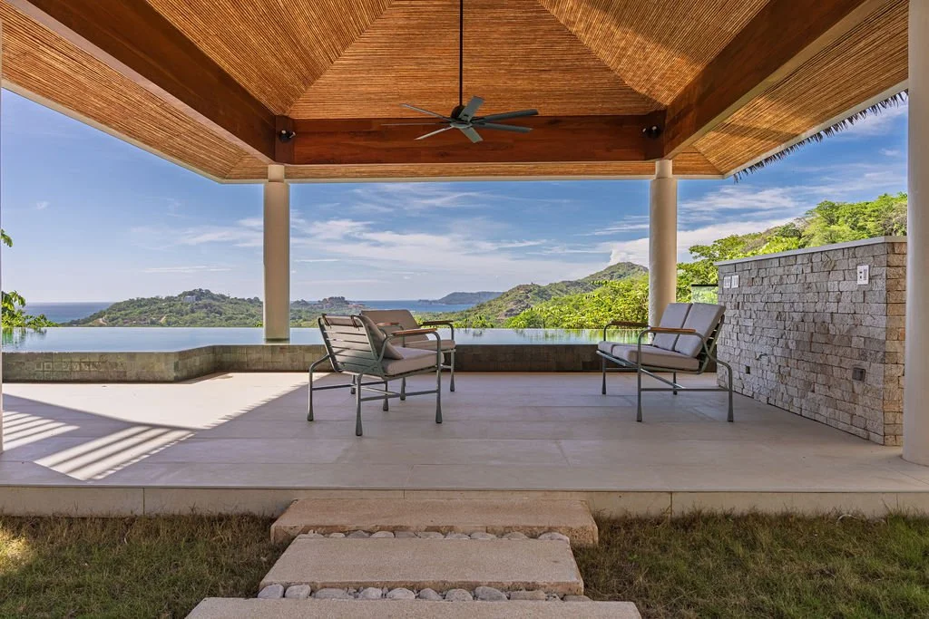 Why Indoor-Outdoor Living Defines Luxury Homes in Costa Rica